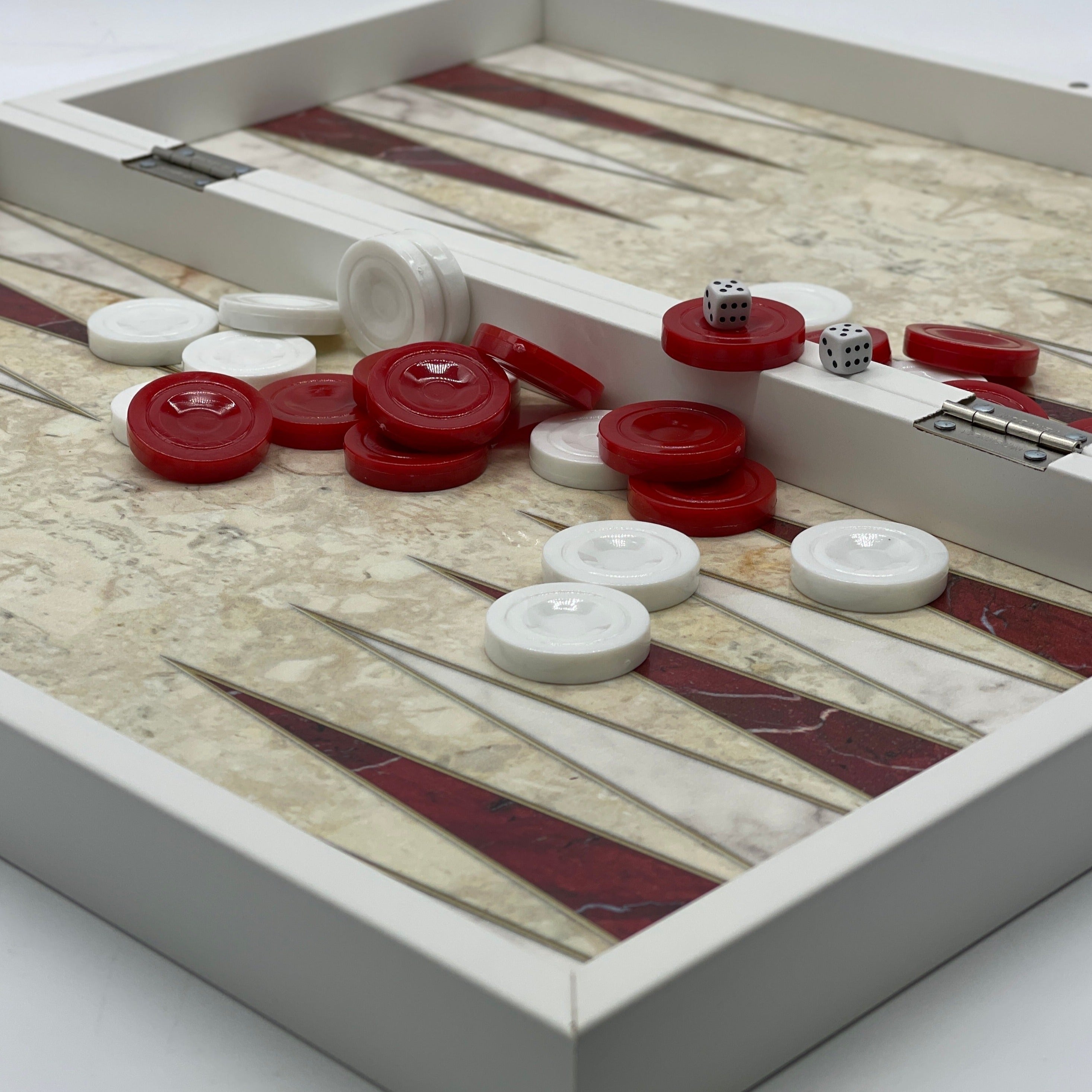 Handmade Red Pattern Backgammon Set With Crusaders Chess Pieces