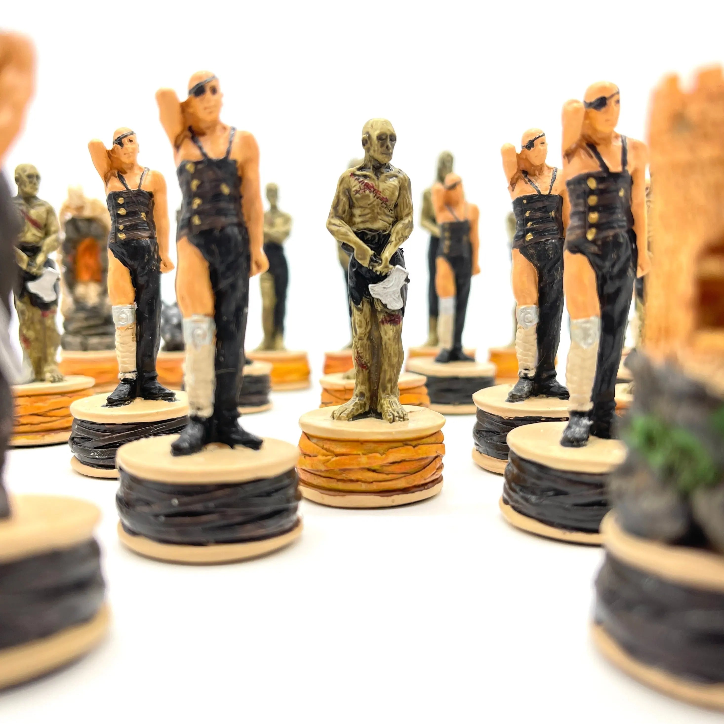 Handmade Haind Point Zombie Polyester Chess Pieces Set