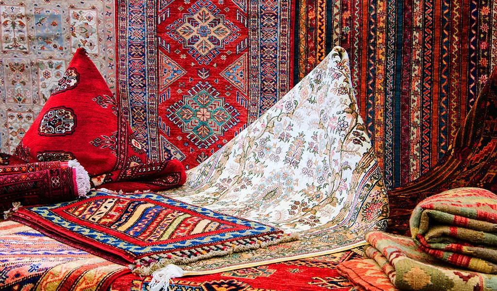 Handcrafted Turkish Carpets - The Essential Piece of Home Décor - AsyaWoodArt