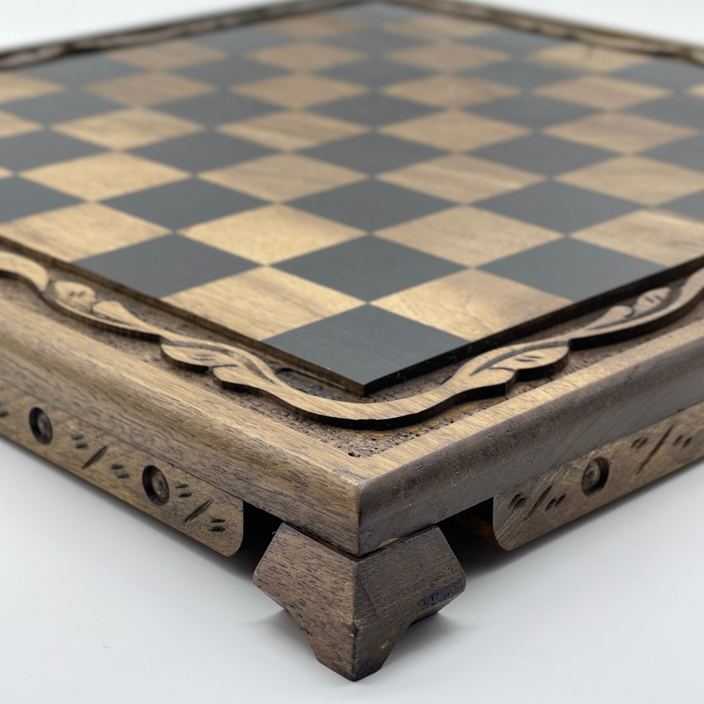 Polyester Stone Wooden Chess Set with Wooden Luxury Chess Board with Legs