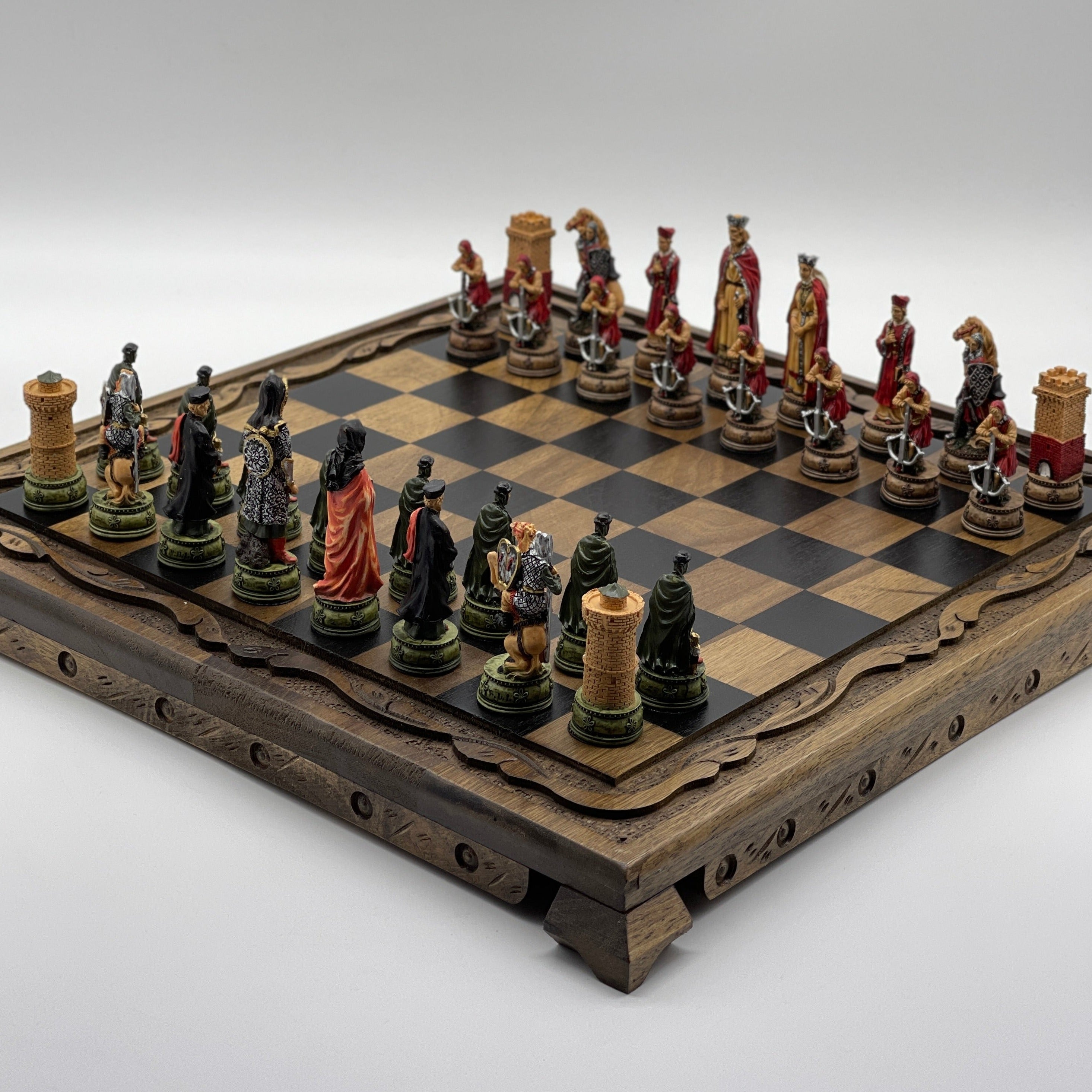 Polyester Stone Wooden Chess Set With Wooden Luxury Chess Board With Legs