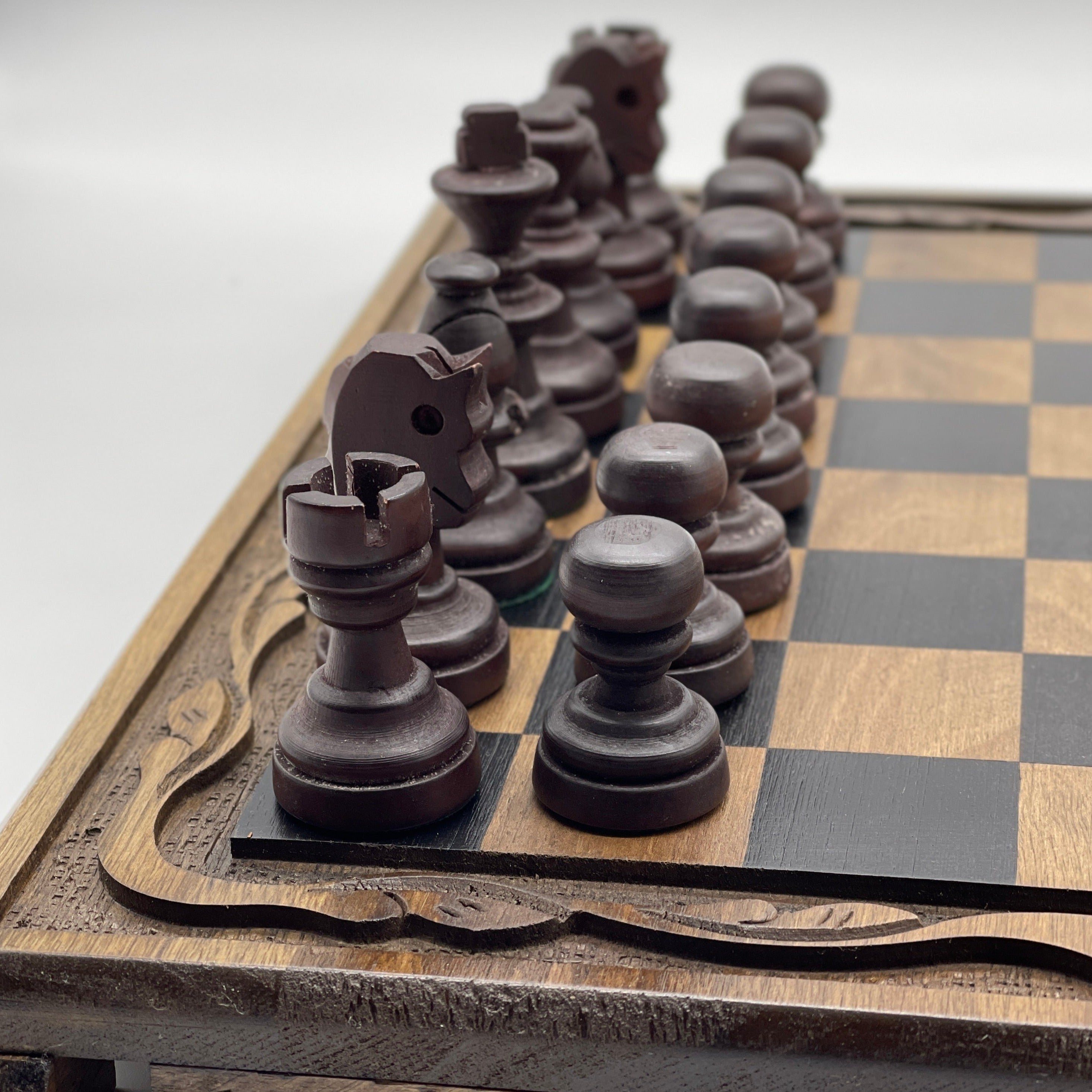 Wooden Stone Wooden Chess Set With Wooden Luxury Chess Board With Legs