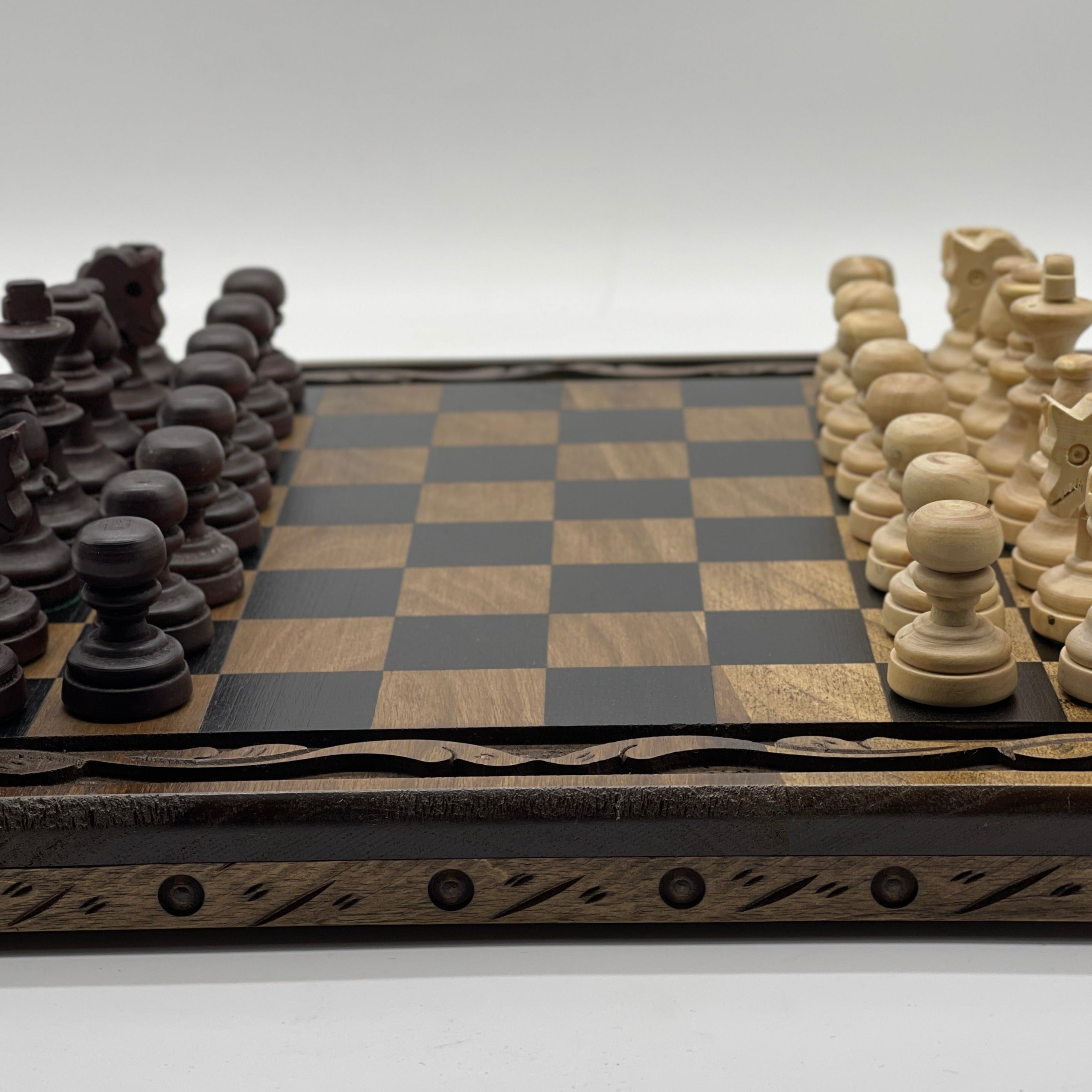 Wooden Stone Wooden Chess Set With Wooden Luxury Chess Board With Legs