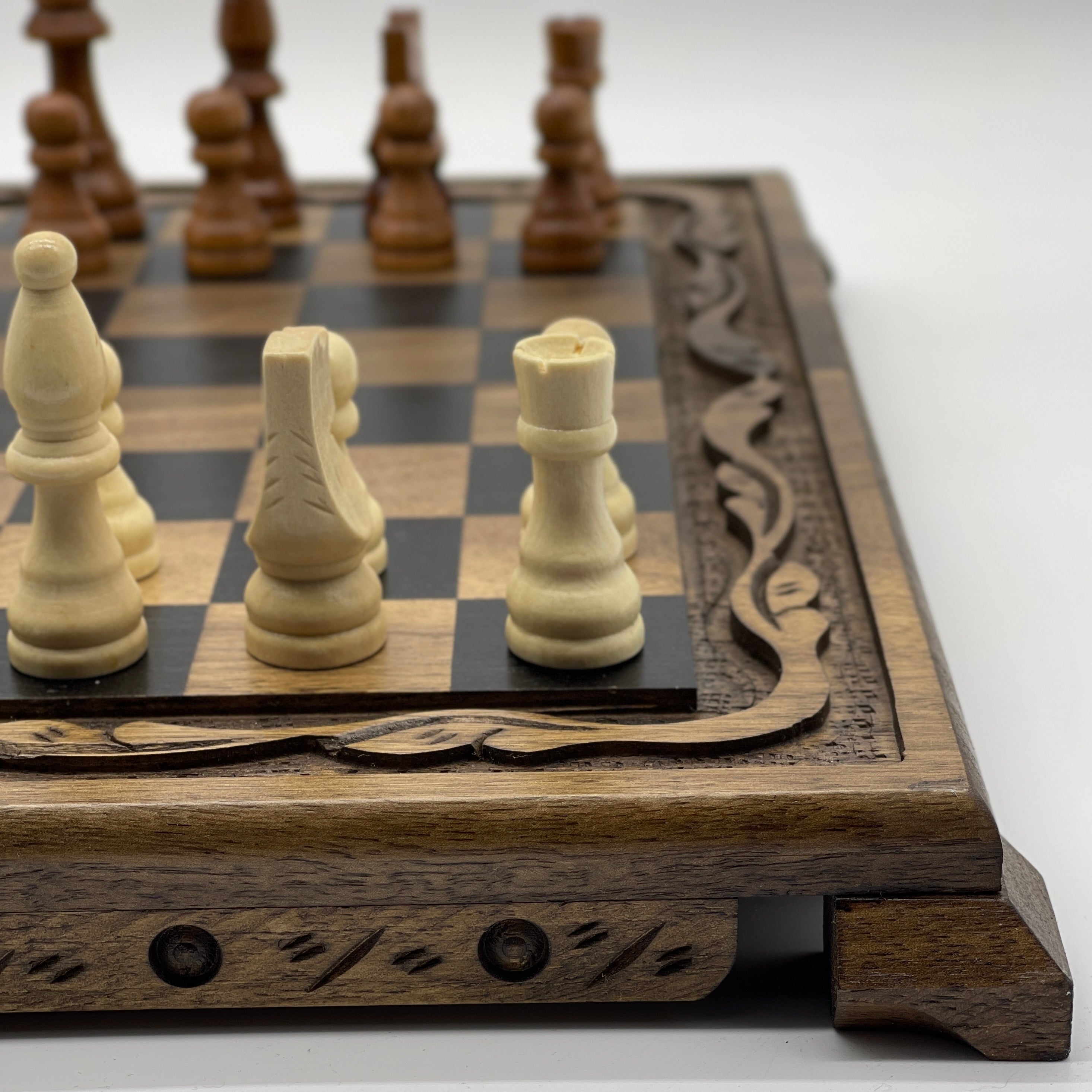 Wooden Stone Wooden Chess Set With Wooden Luxury Chess Board With Legs