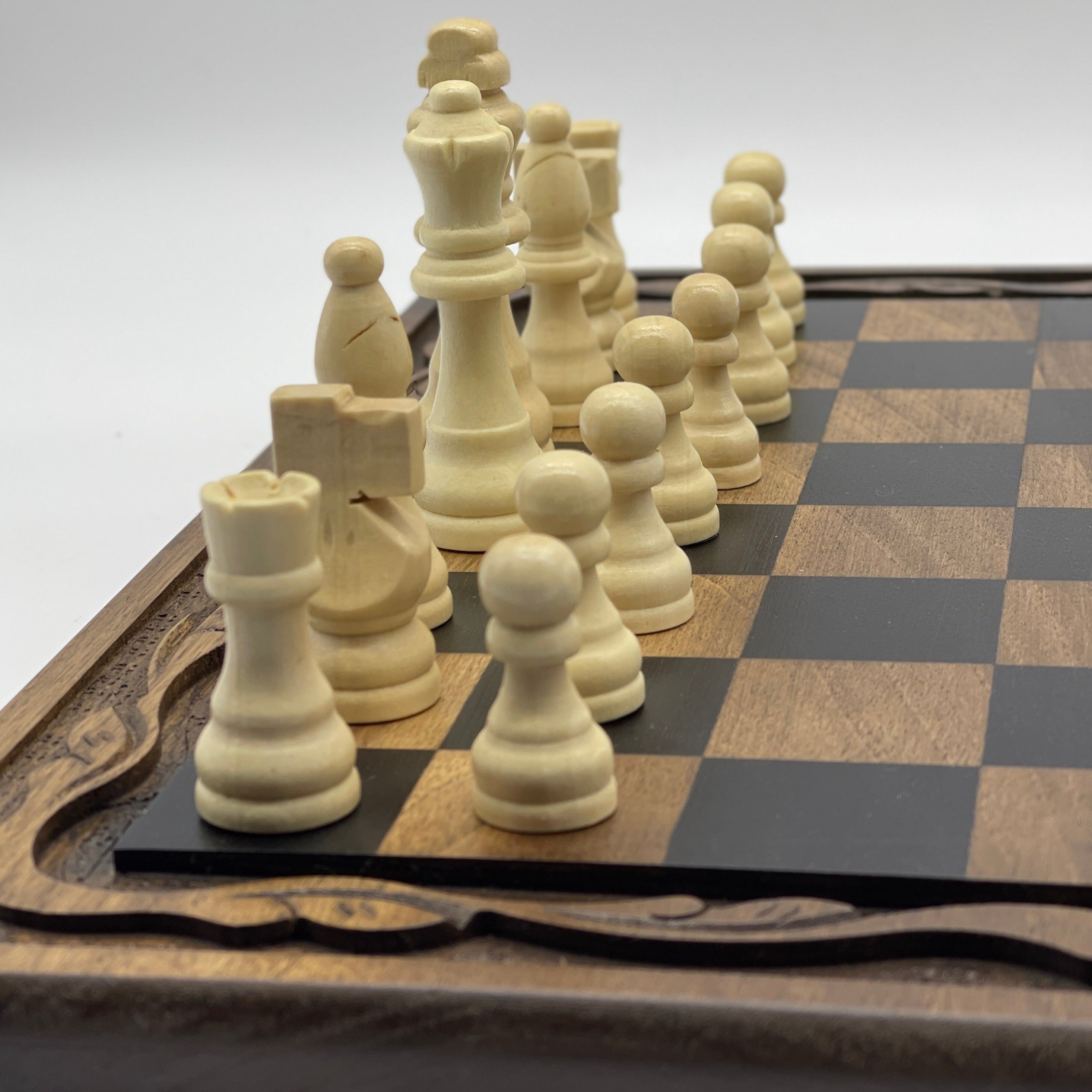 Wooden Stone Wooden Chess Set With Wooden Luxury Chess Board With Legs