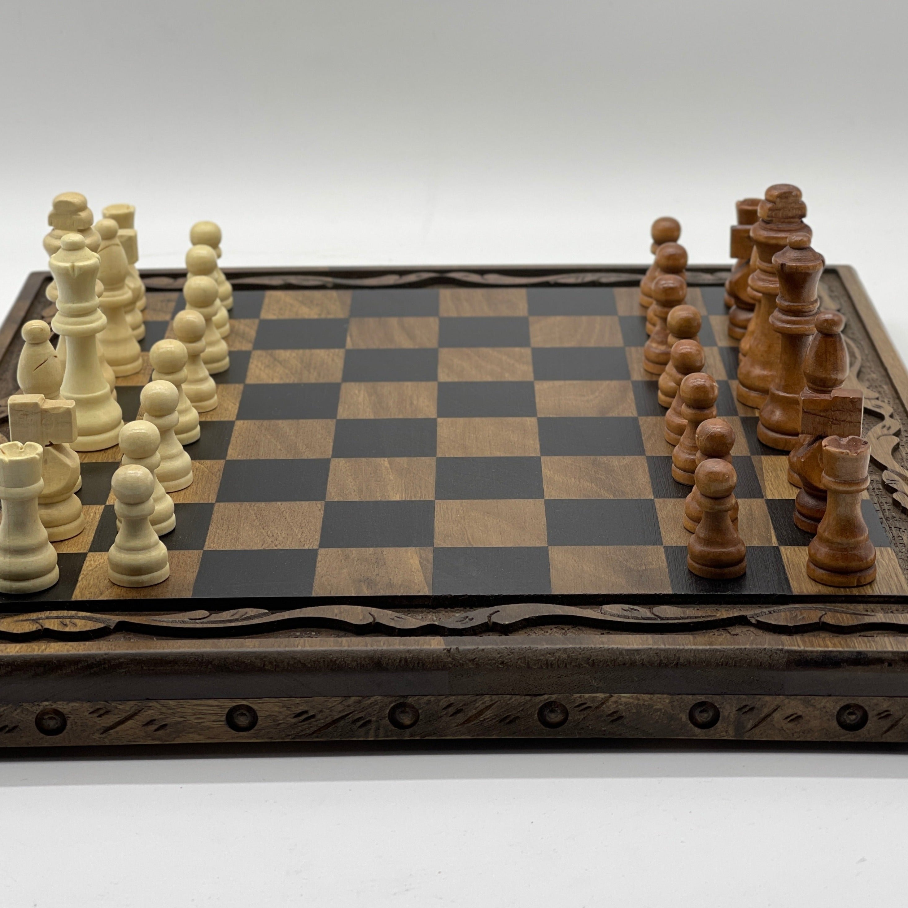 Wooden Stone Wooden Chess Set With Wooden Luxury Chess Board With Legs