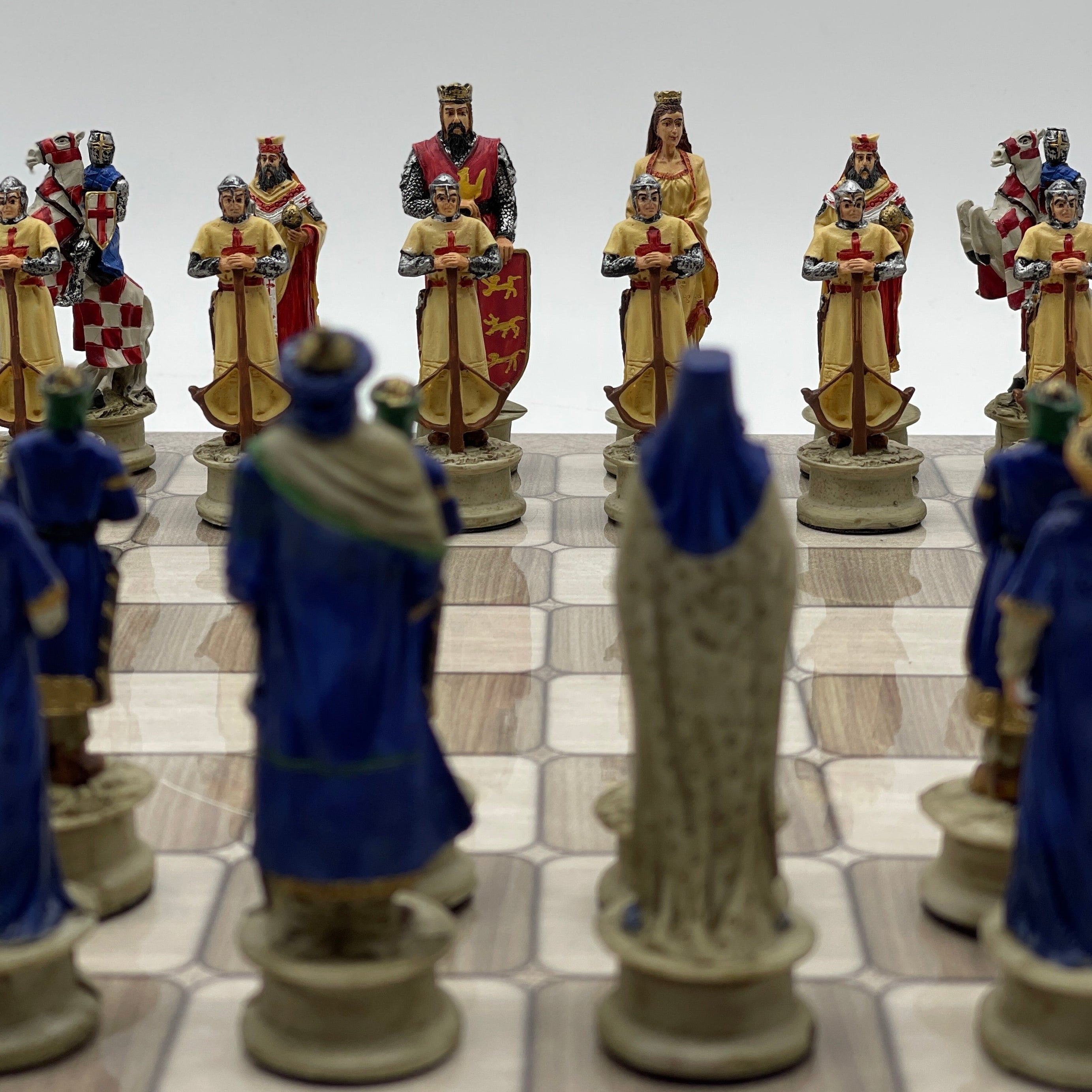 Gray Marble Pattern Wooden Chess Board With Crusaders Chess Pieces