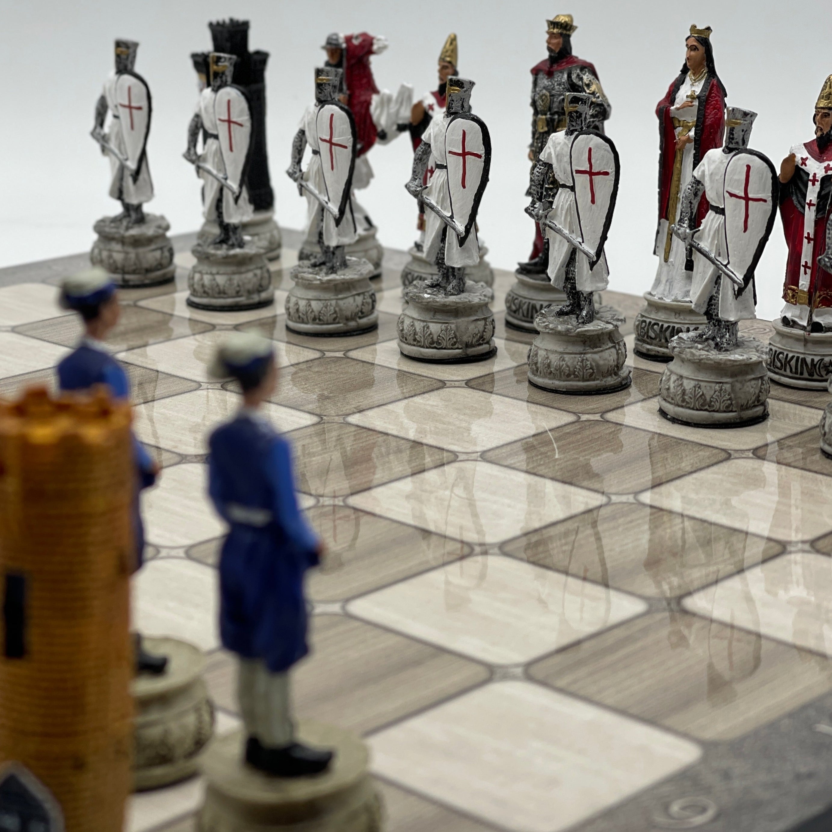 Gray Marble Pattern Wooden Chess Board With Crusaders Chess Pieces