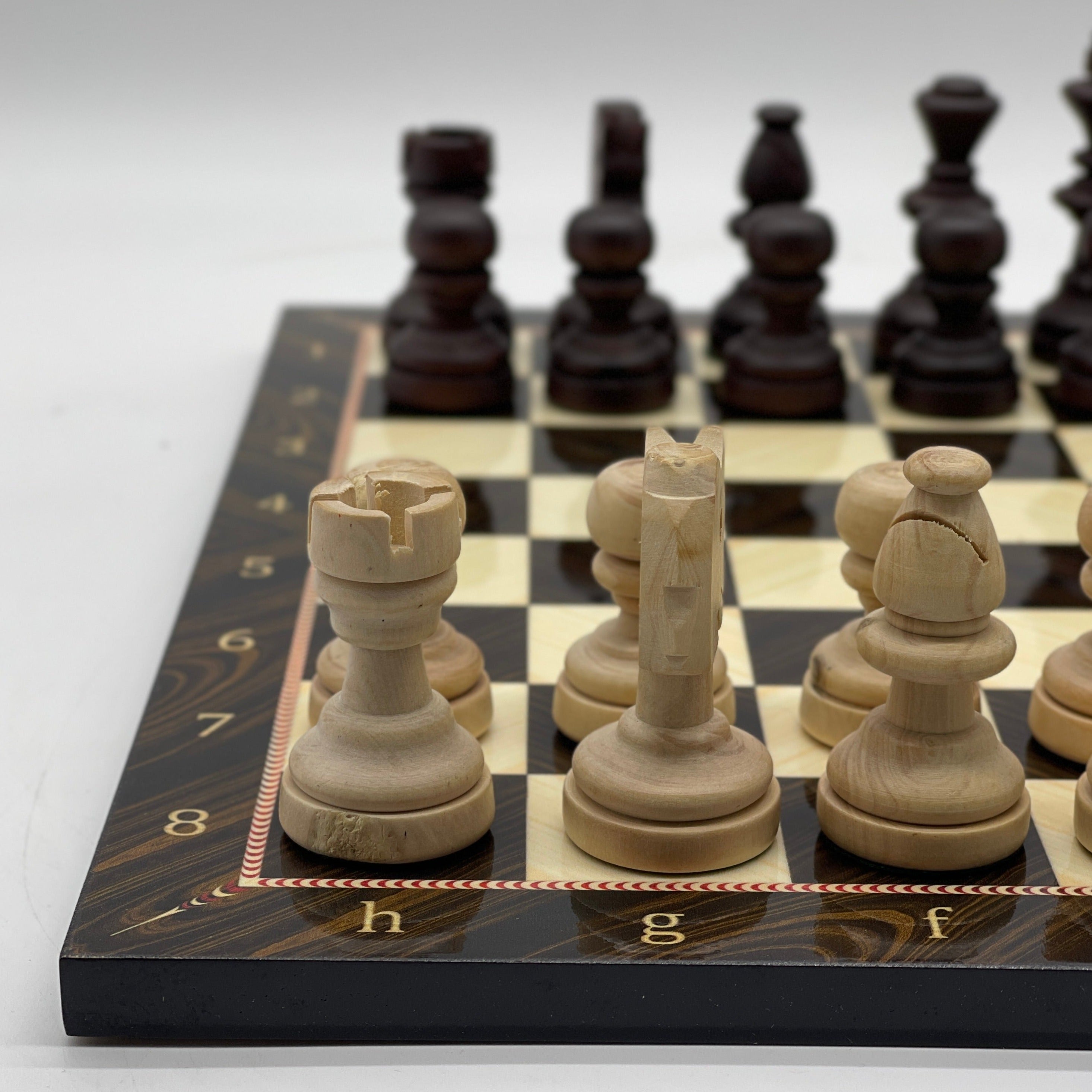 Brown Walnut Marble Pattern Wooden Set With Boxwood Chess Pieces Set
