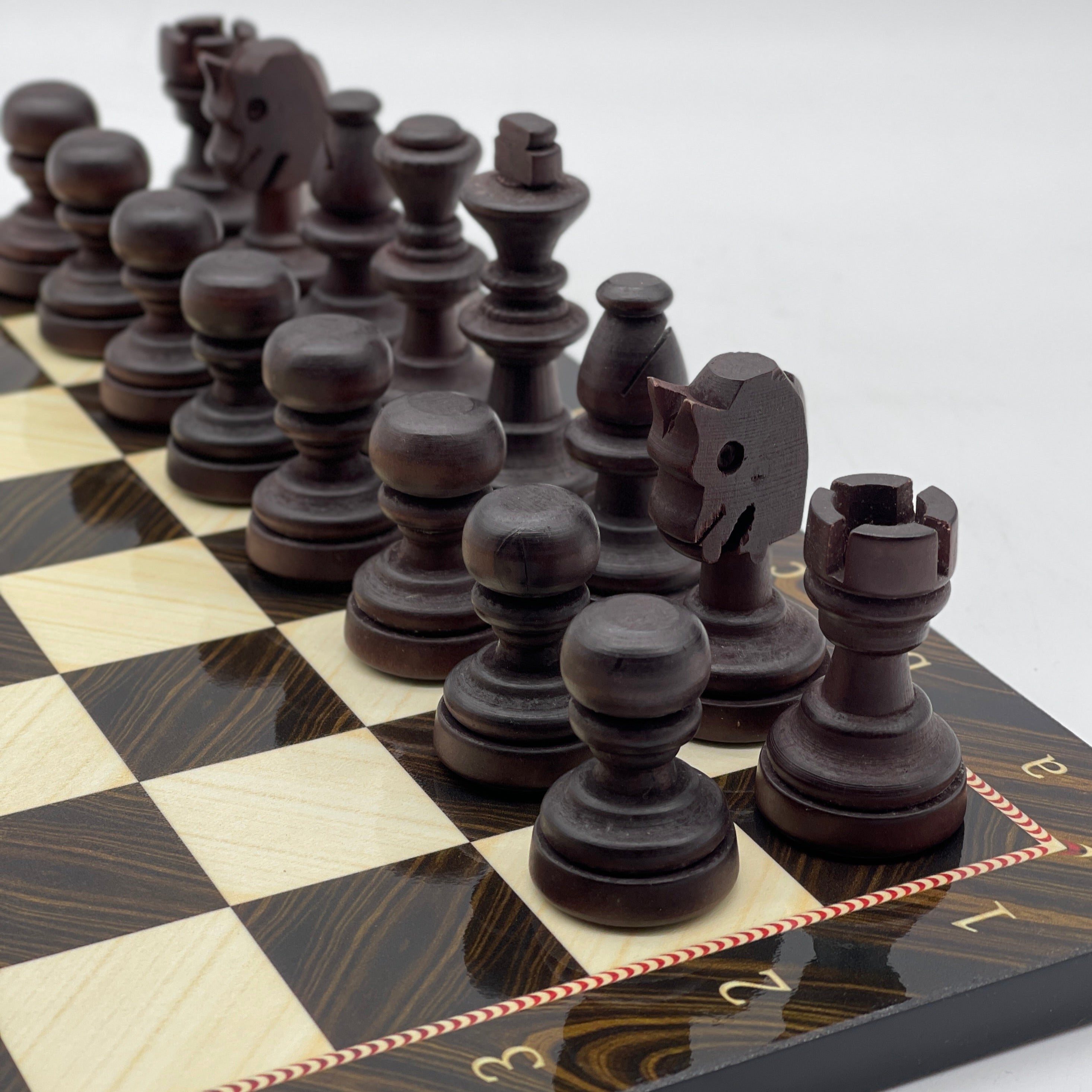 Brown Walnut Marble Pattern Wooden Set With Boxwood Chess Pieces Set