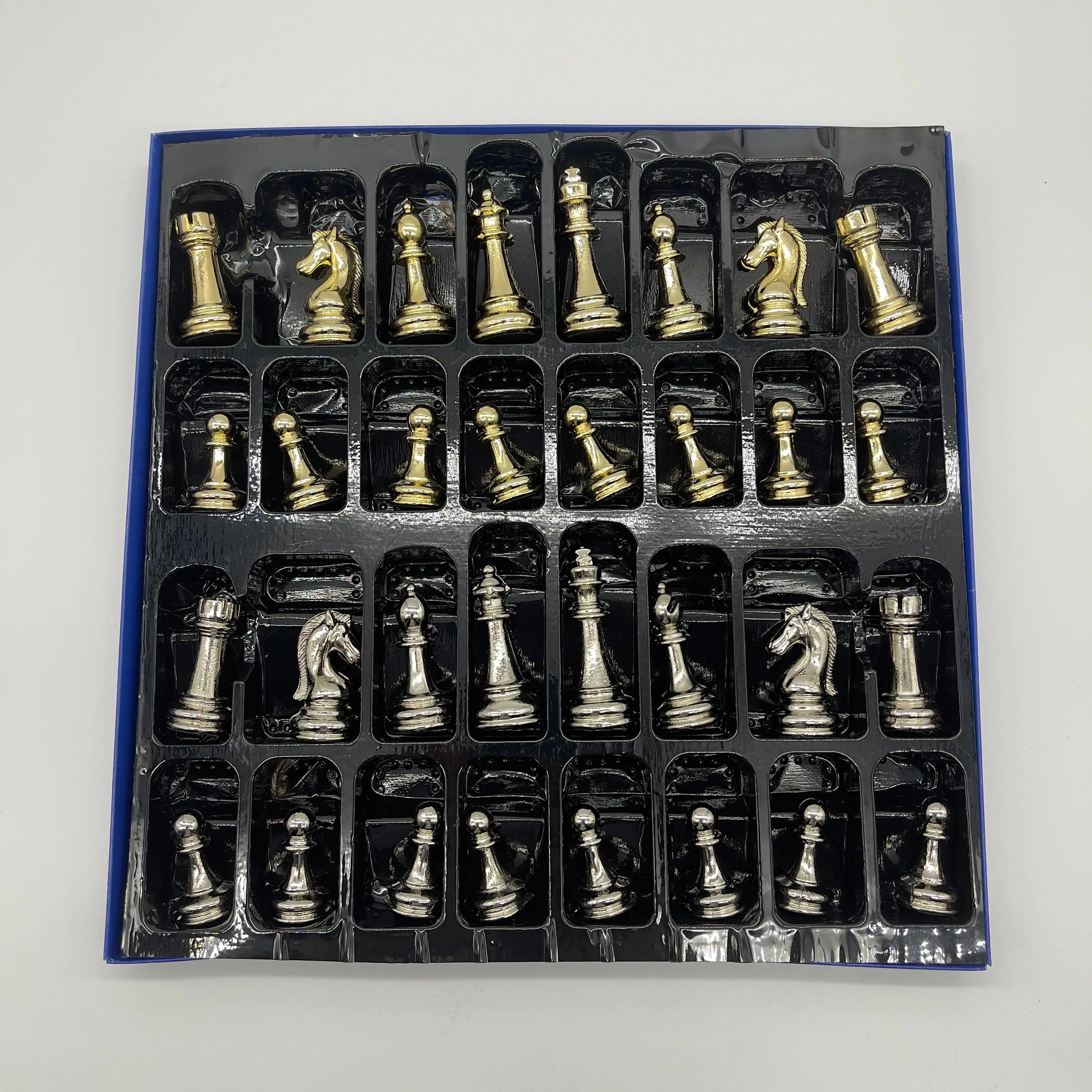 Handmade Metal Classic Chess Pieces, Gold-Silver Metal Chess Pieces