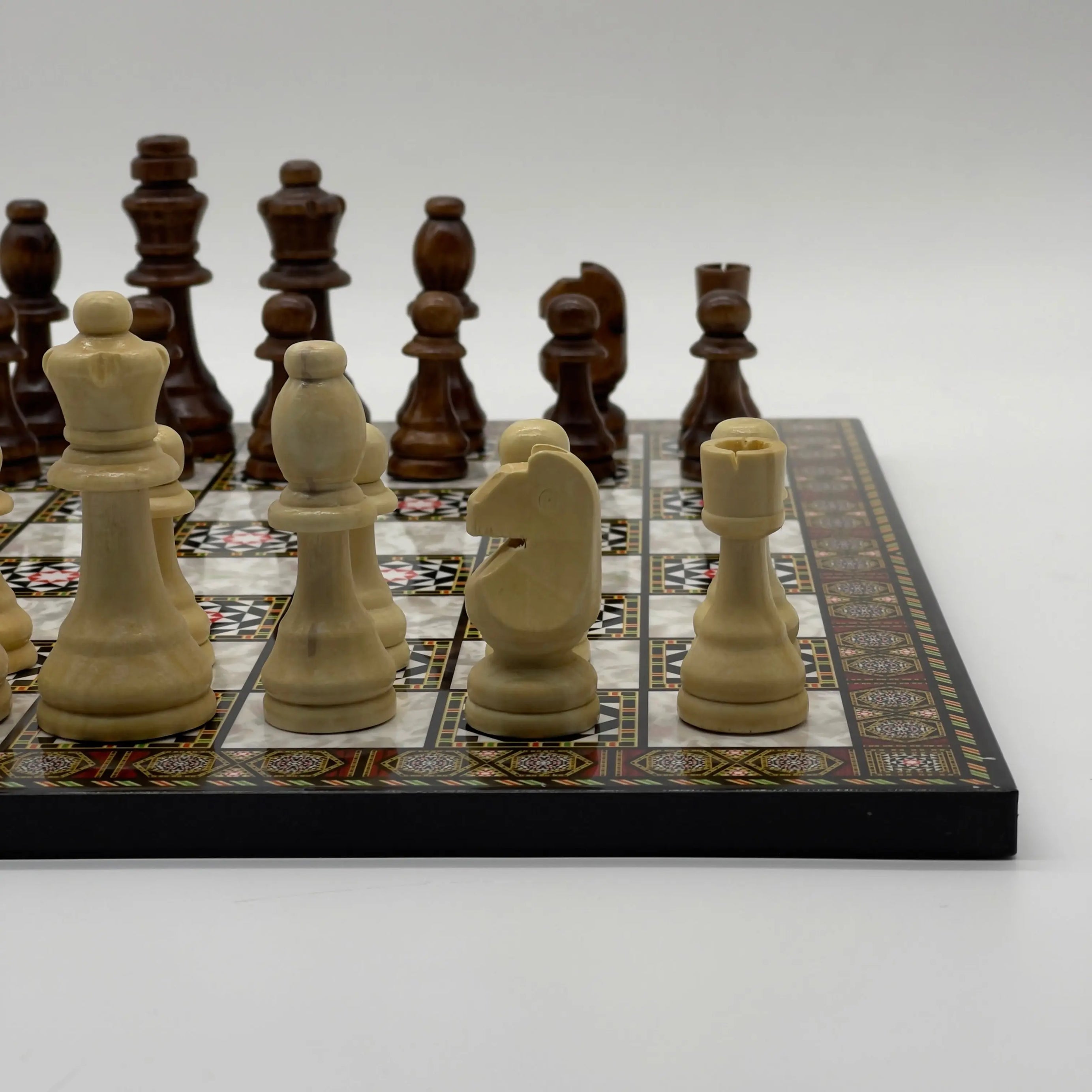 16.5" Mosaic Marble Pattern Folding Wooden Set With Wooden Chess Pieces Set