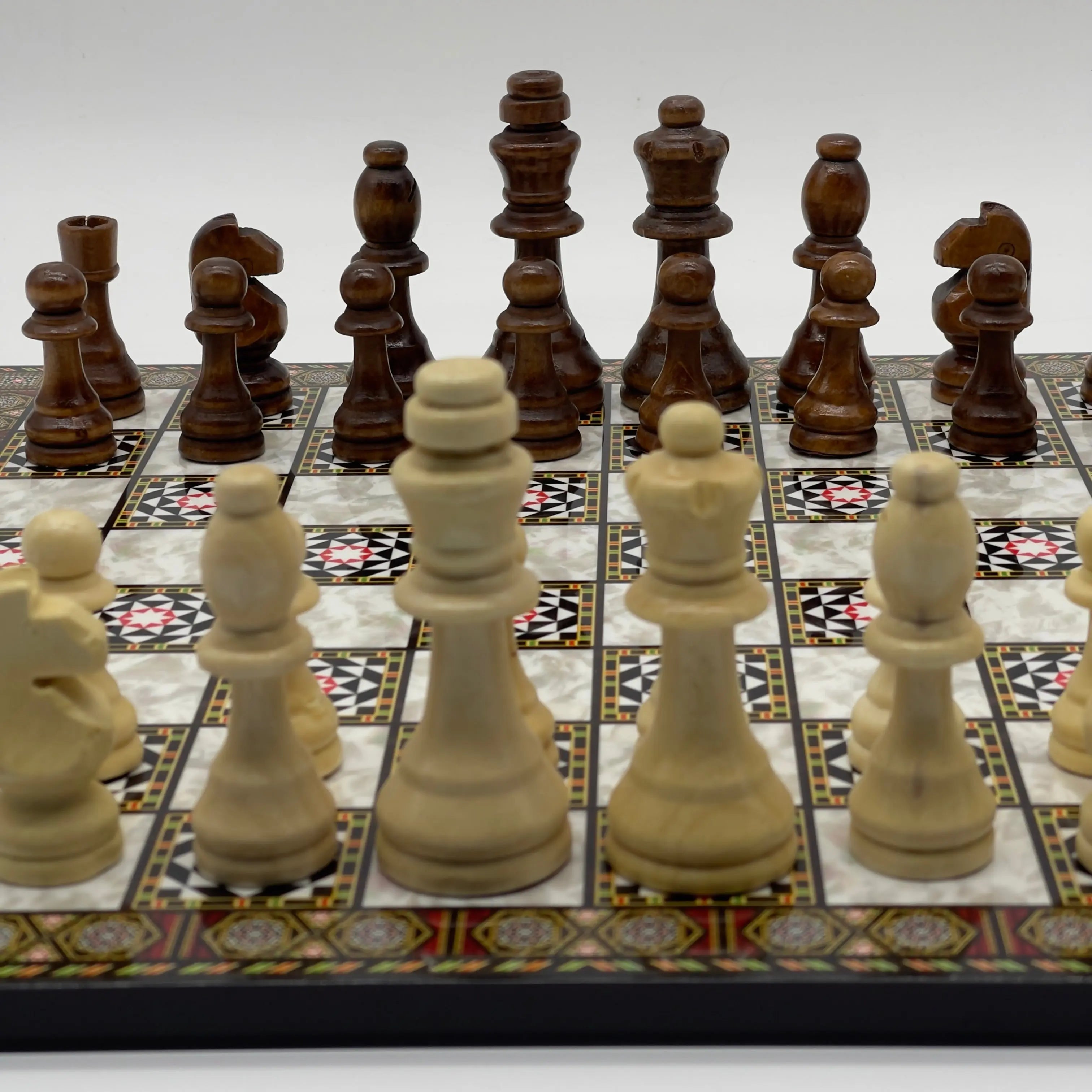 16.5" Mosaic Marble Pattern Folding Wooden Set With Wooden Chess Pieces Set
