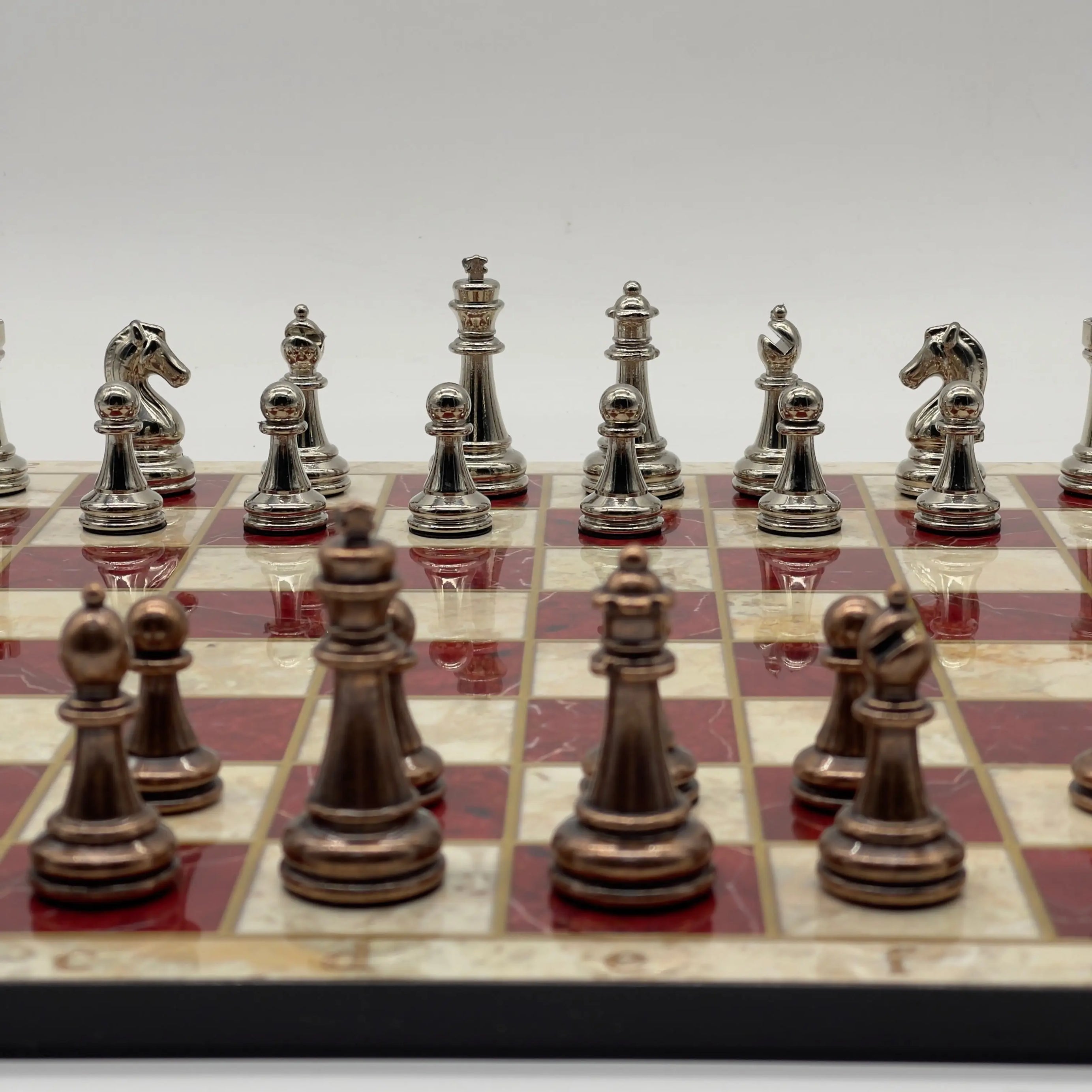 16.5" Red Marble Pattern Folding Chess Board With Classic Metal Chess Pieces