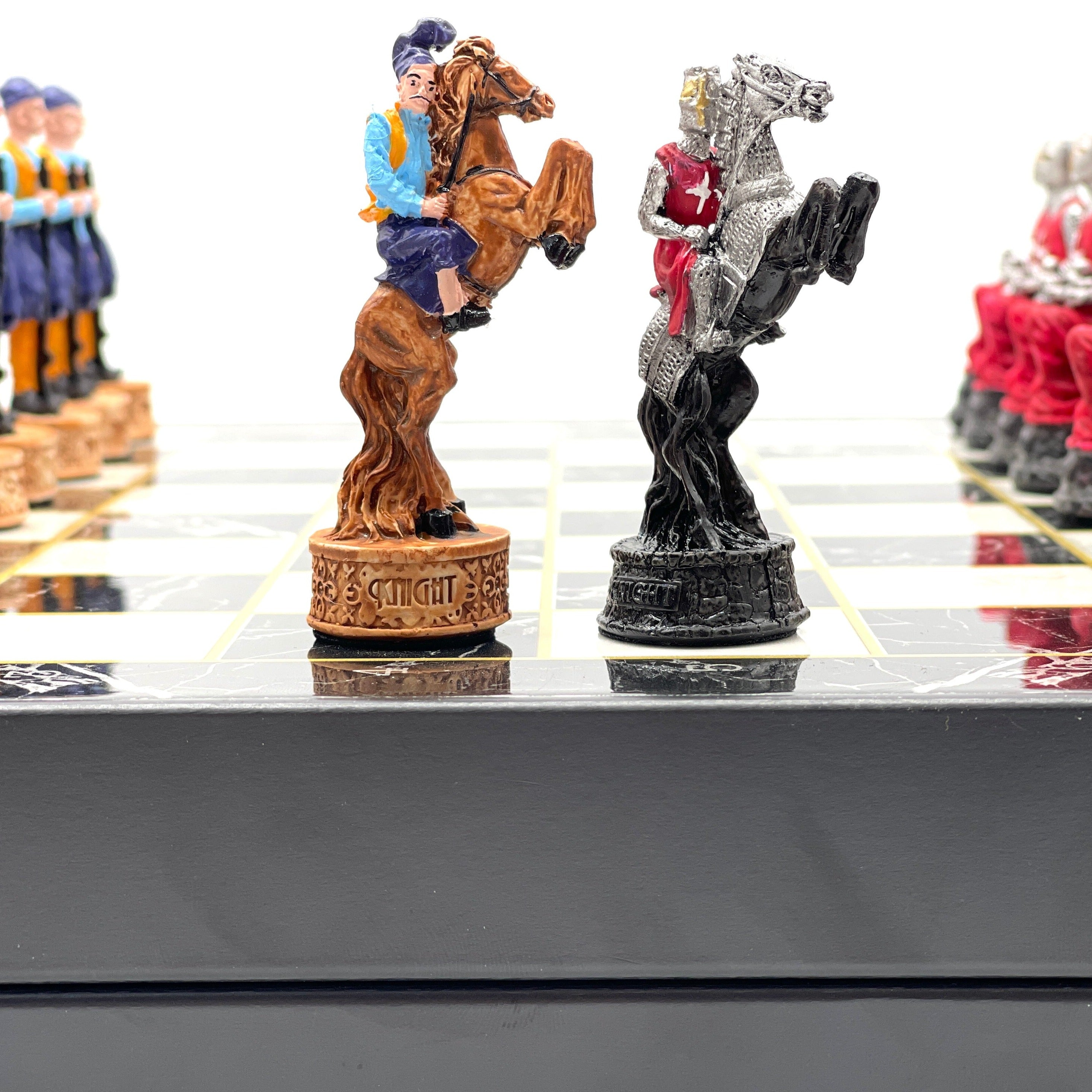 VIP Marble Patterned Folding Chess Set With Crusaders Polyester Chess Pieces