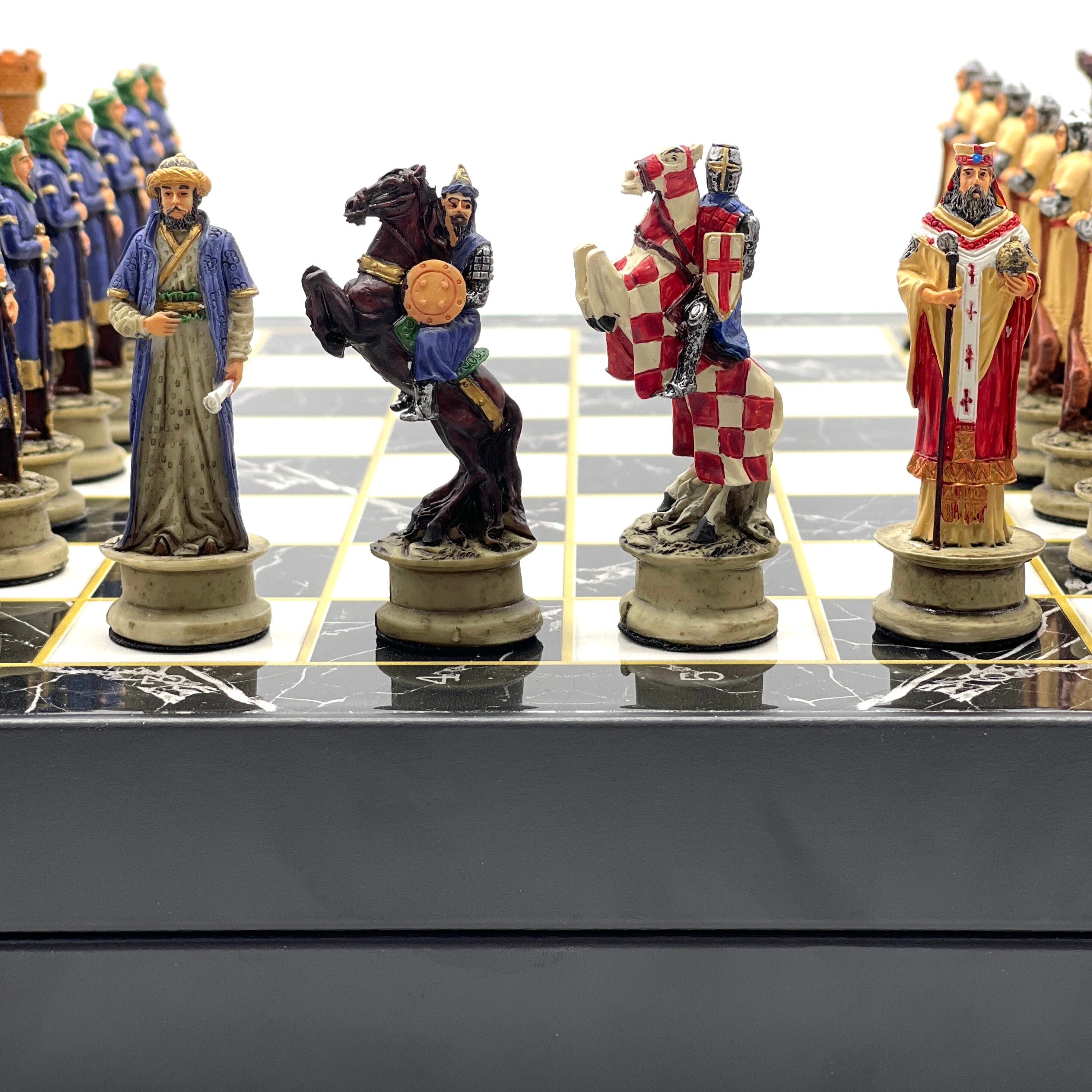 VIP Marble Patterned Folding Chess Set With Crusaders Polyester Chess Pieces