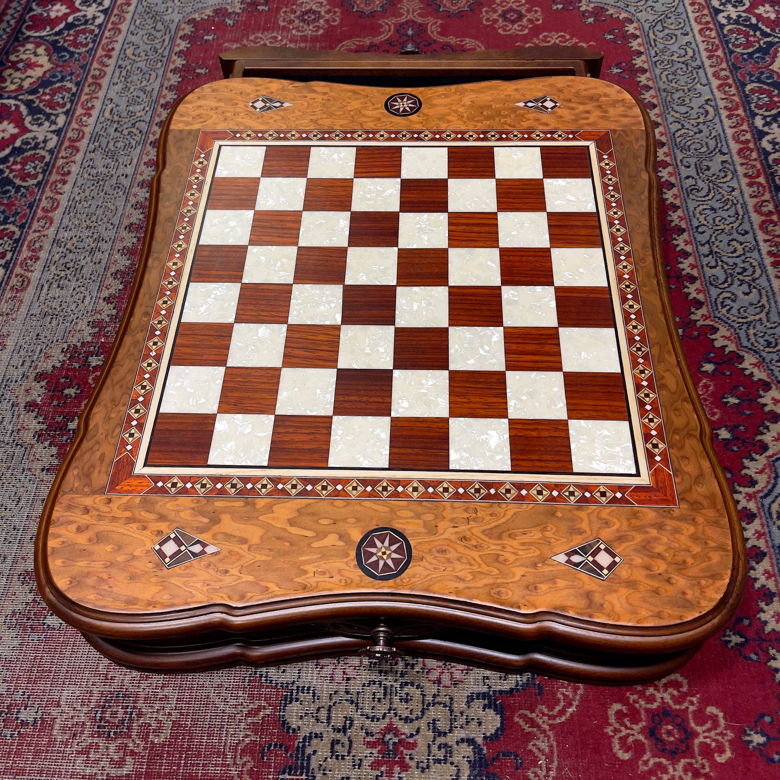 Premium Walnut Wooden Decorative Storage Chess Set with Metal Chess Pieces