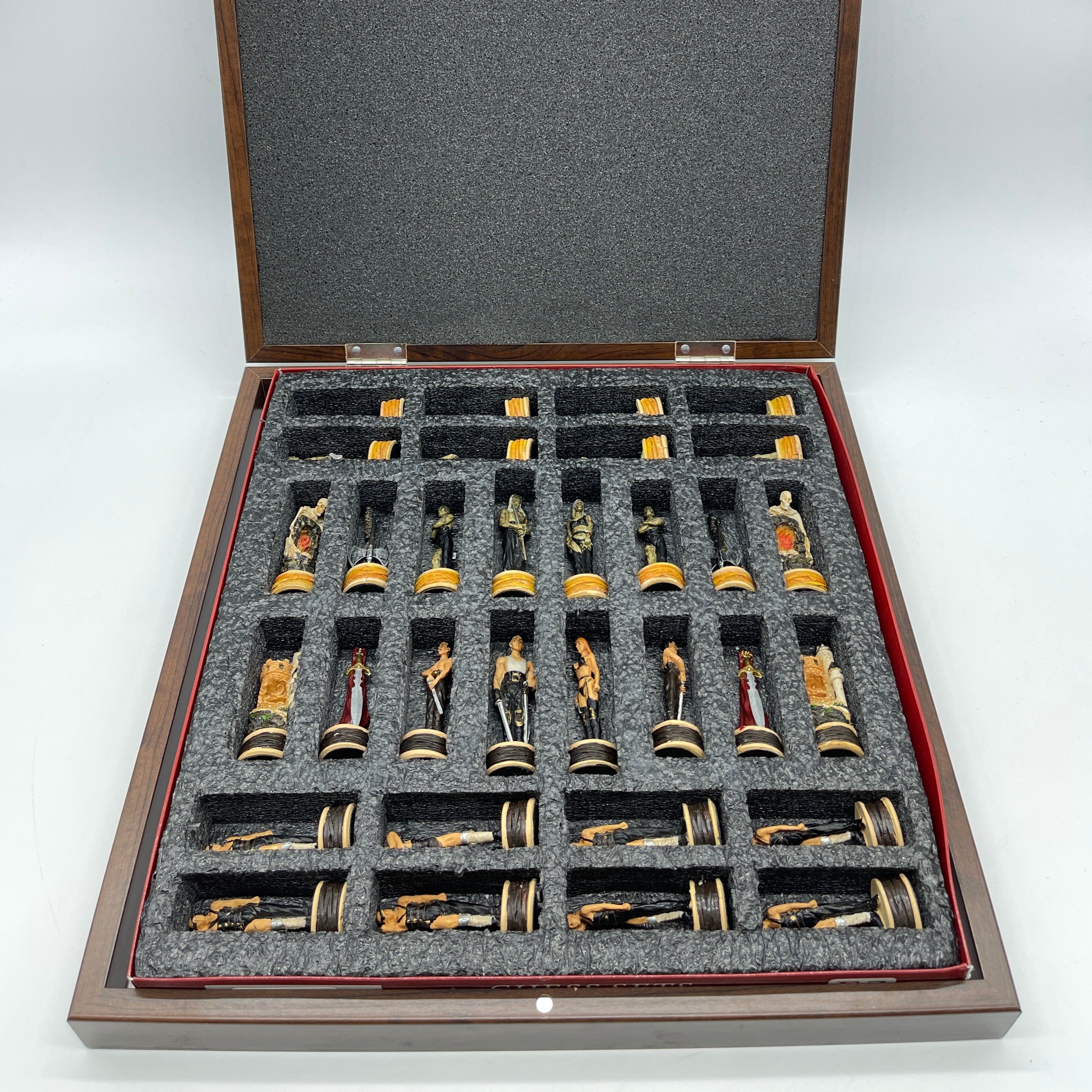 VIP Walnut Patterned Folding Chess Set With Zombies Polyester Chess Pieces