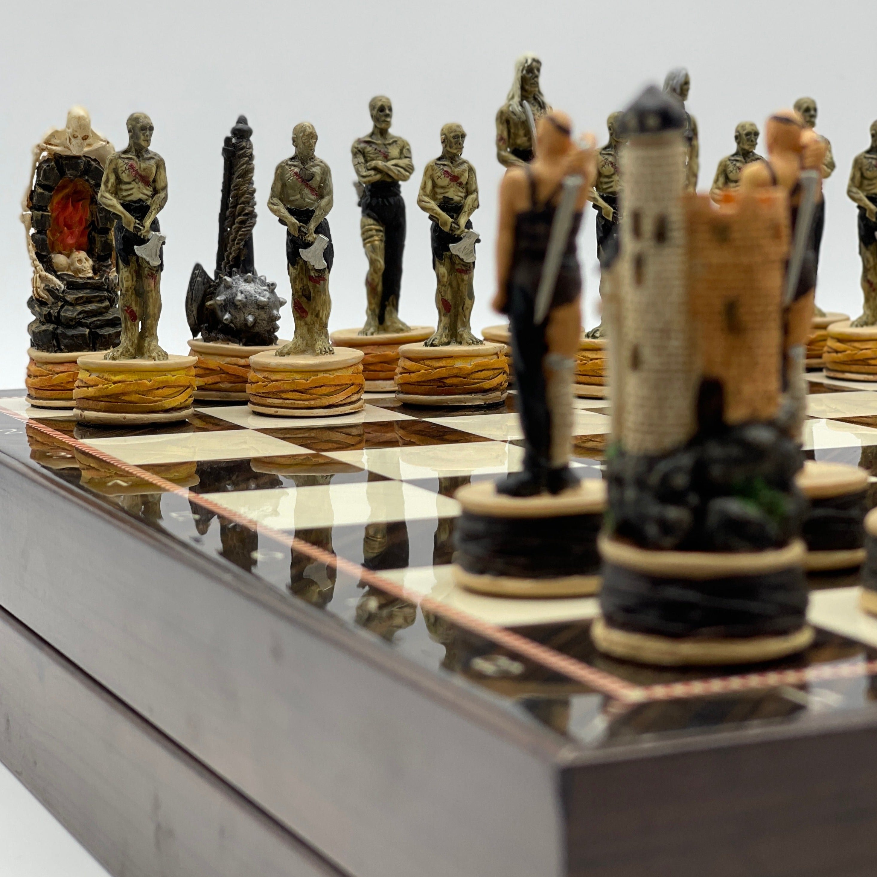 VIP Walnut Patterned Folding Chess Set With Zombies Polyester Chess Pieces