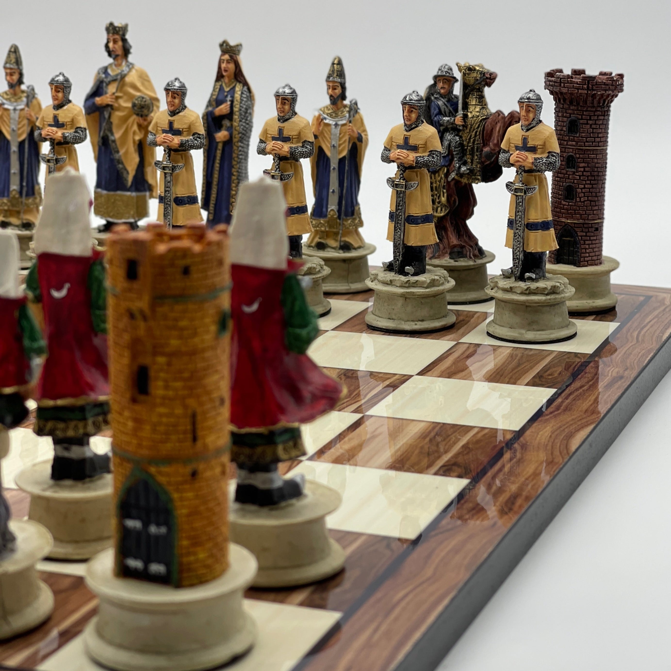 Large Brown Marble Pattern Chess Board With Polyester Chess Pieces