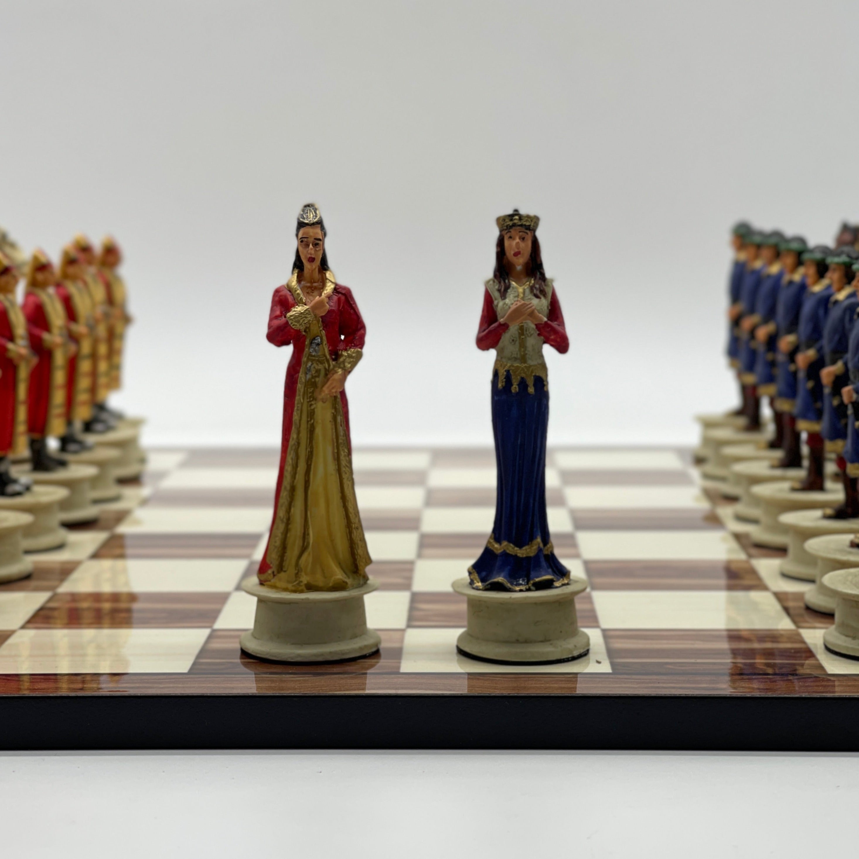 Large Brown Marble Pattern Chess Board With Ottomans Polyester Chess Pieces