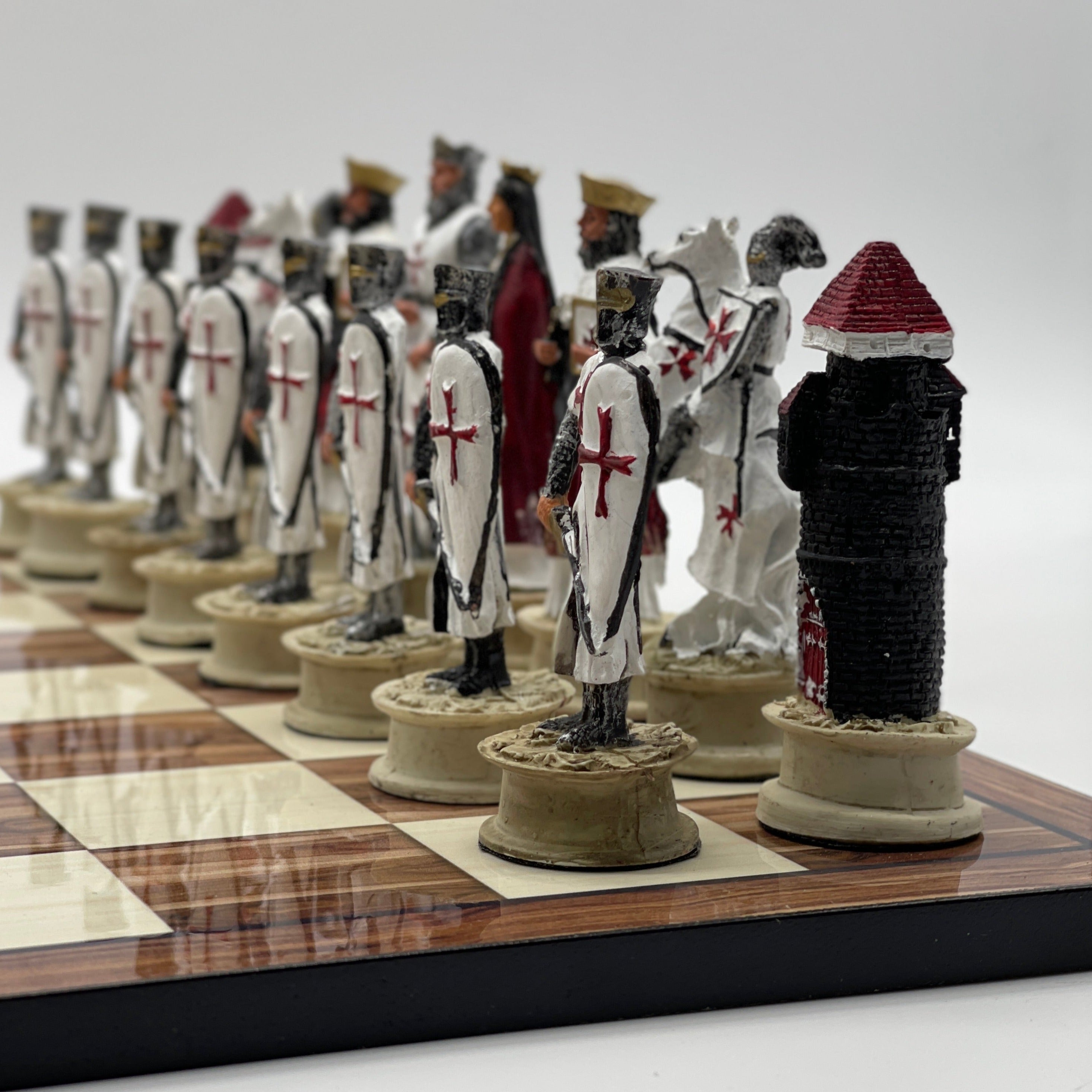 Large Brown Marble Pattern Chess Board With Polyester Chess Pieces