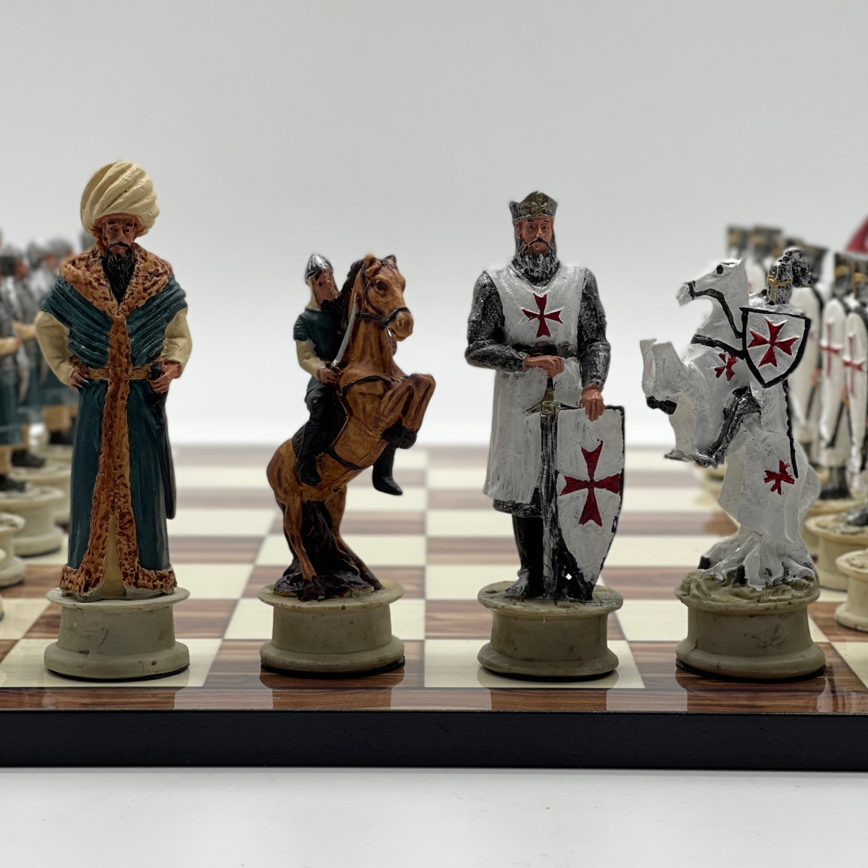 Large Brown Marble Pattern Chess Board With Polyester Chess Pieces