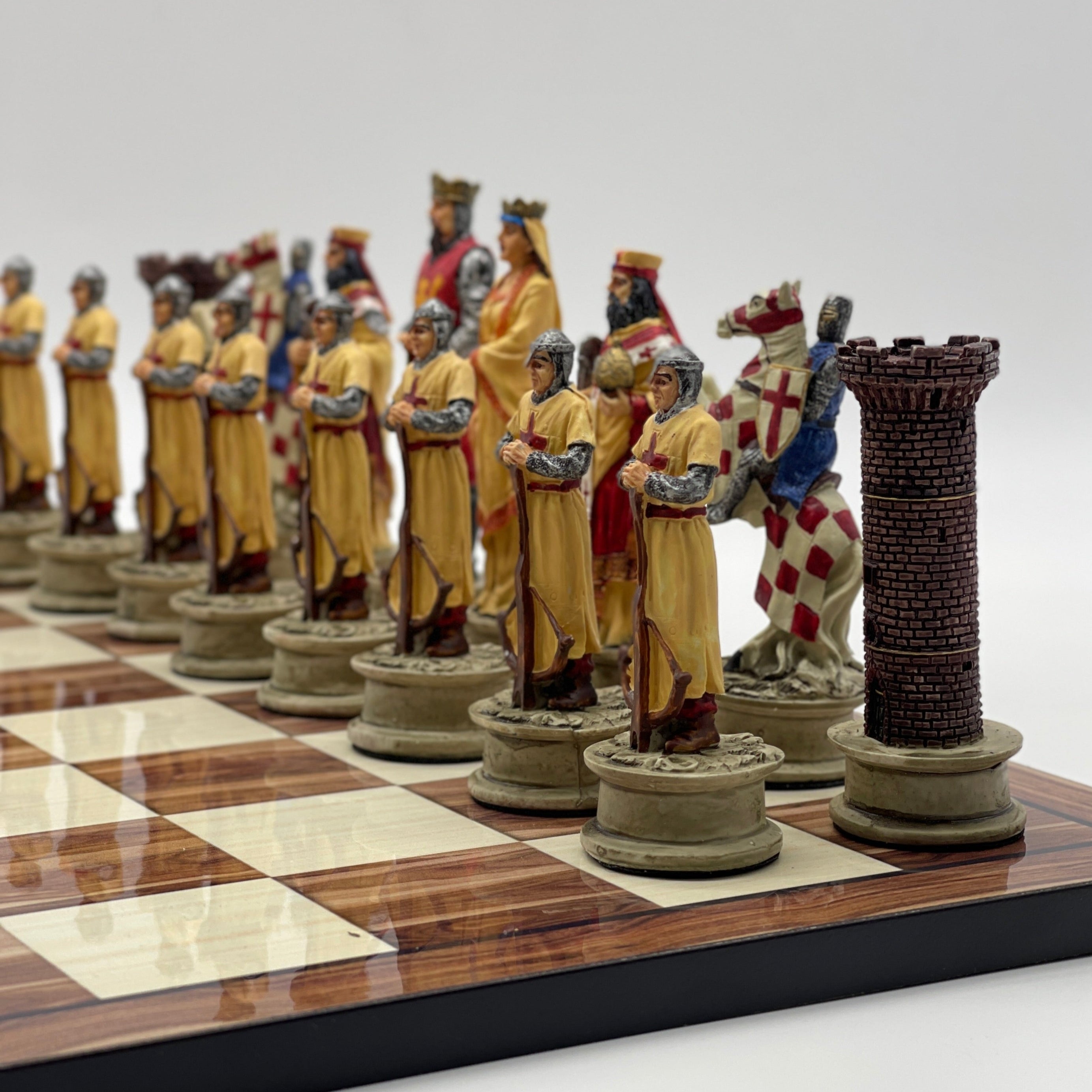 Large Brown Marble Pattern Chess Board With Ottomans Polyester Chess Pieces