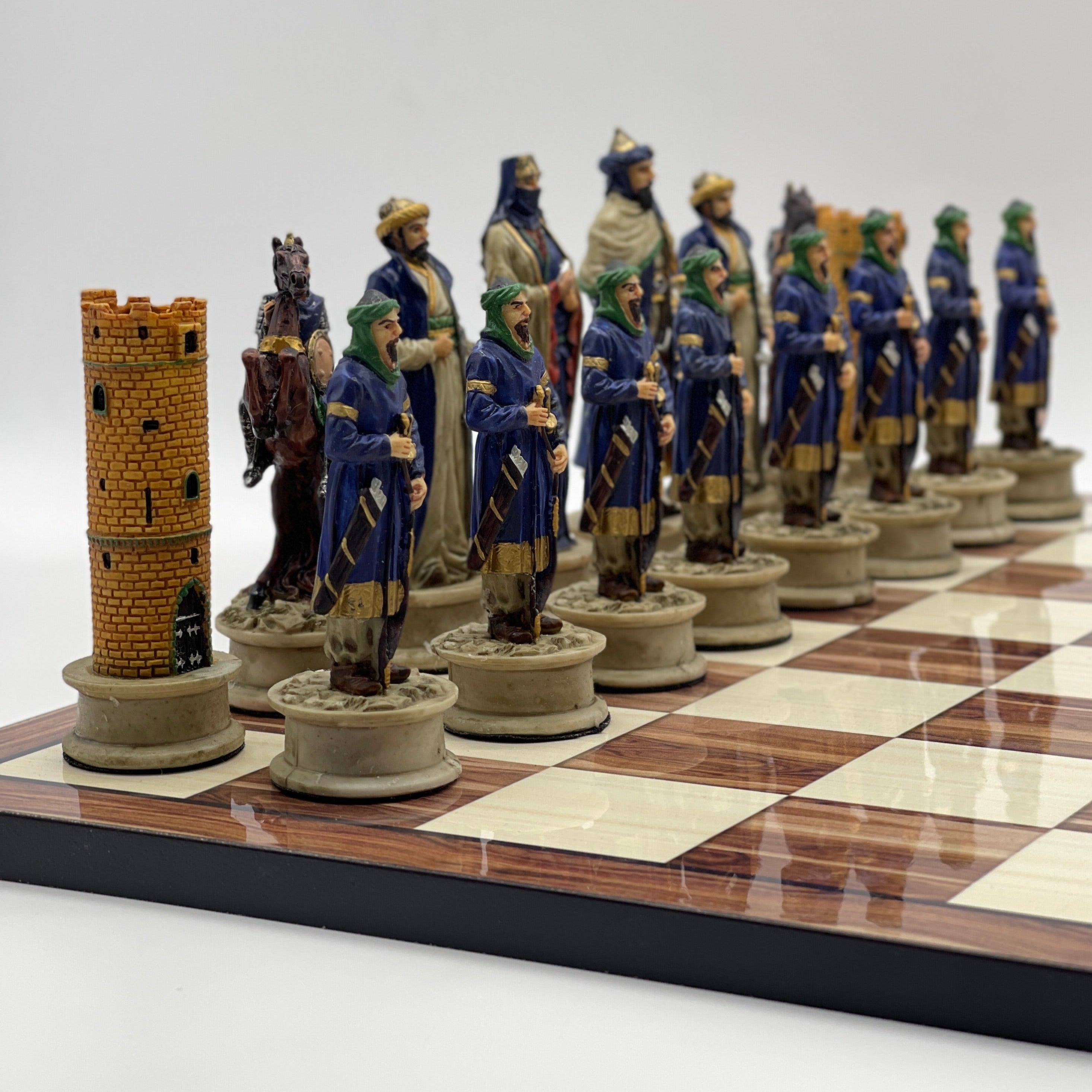 Large Brown Marble Pattern Chess Board With Ottomans Polyester Chess Pieces