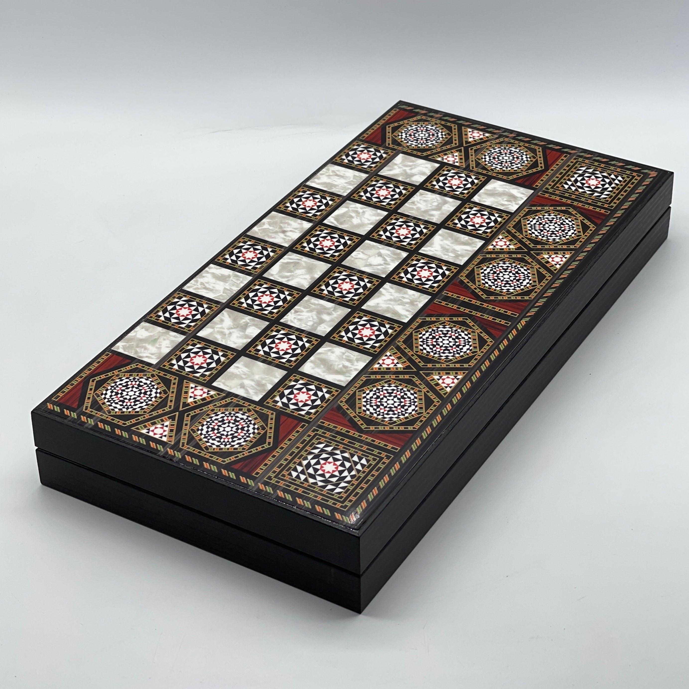 Handmade Mosaic Pattern Backgammon Set With Crusaders Chess Pieces