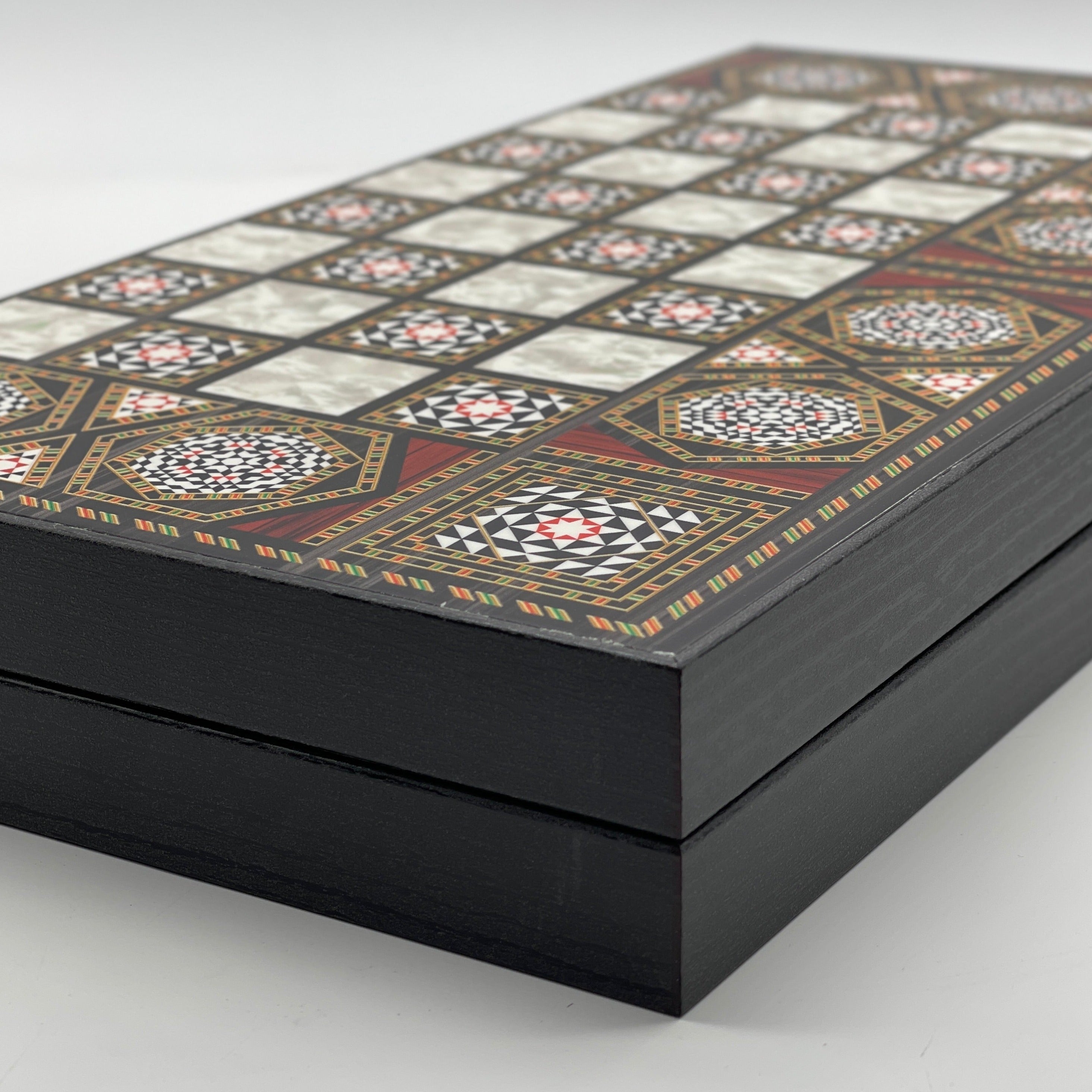 Handmade Mosaic Pattern Backgammon Set With Crusaders Chess Pieces