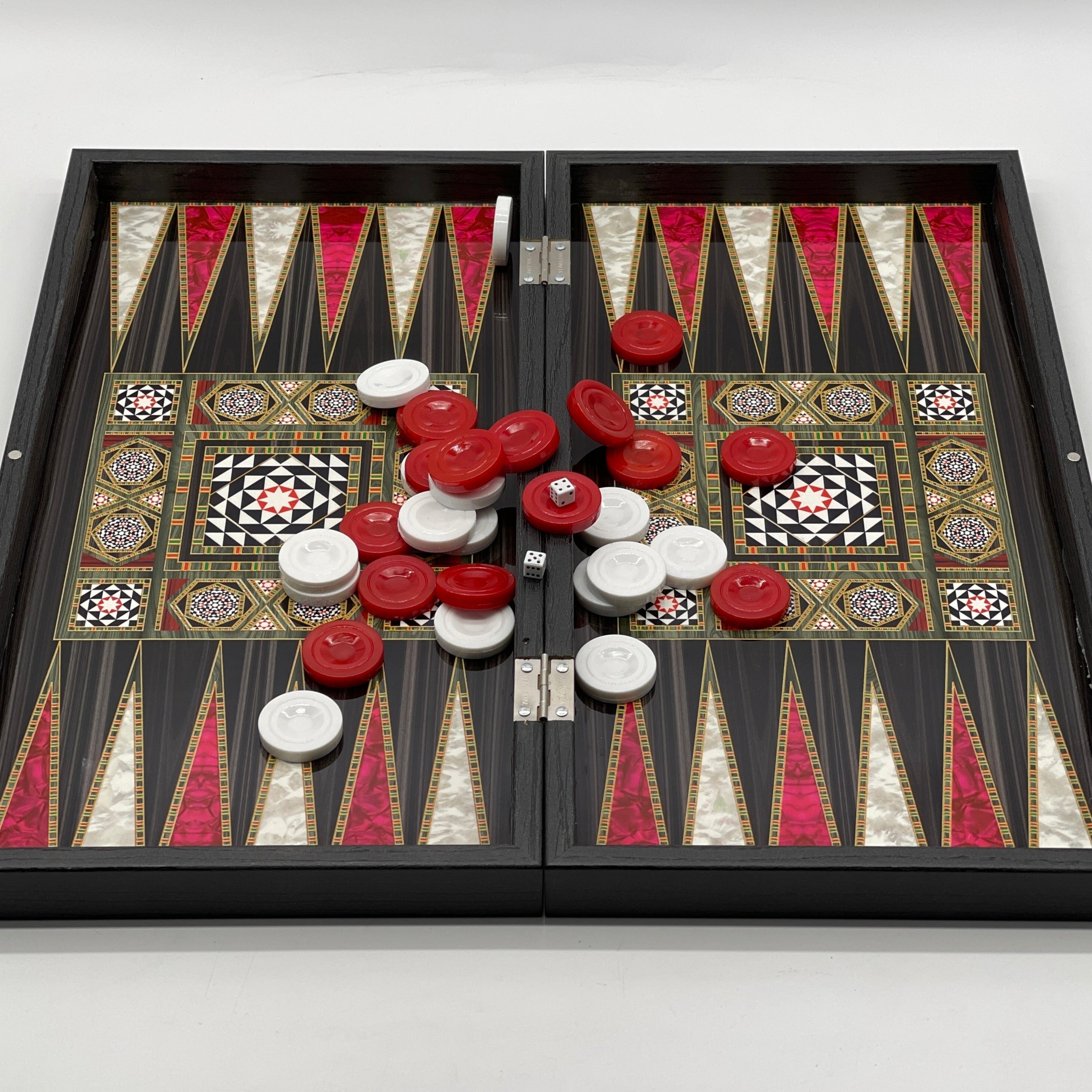 Handmade Mosaic Pattern Backgammon Set With Wooden Chess Pieces