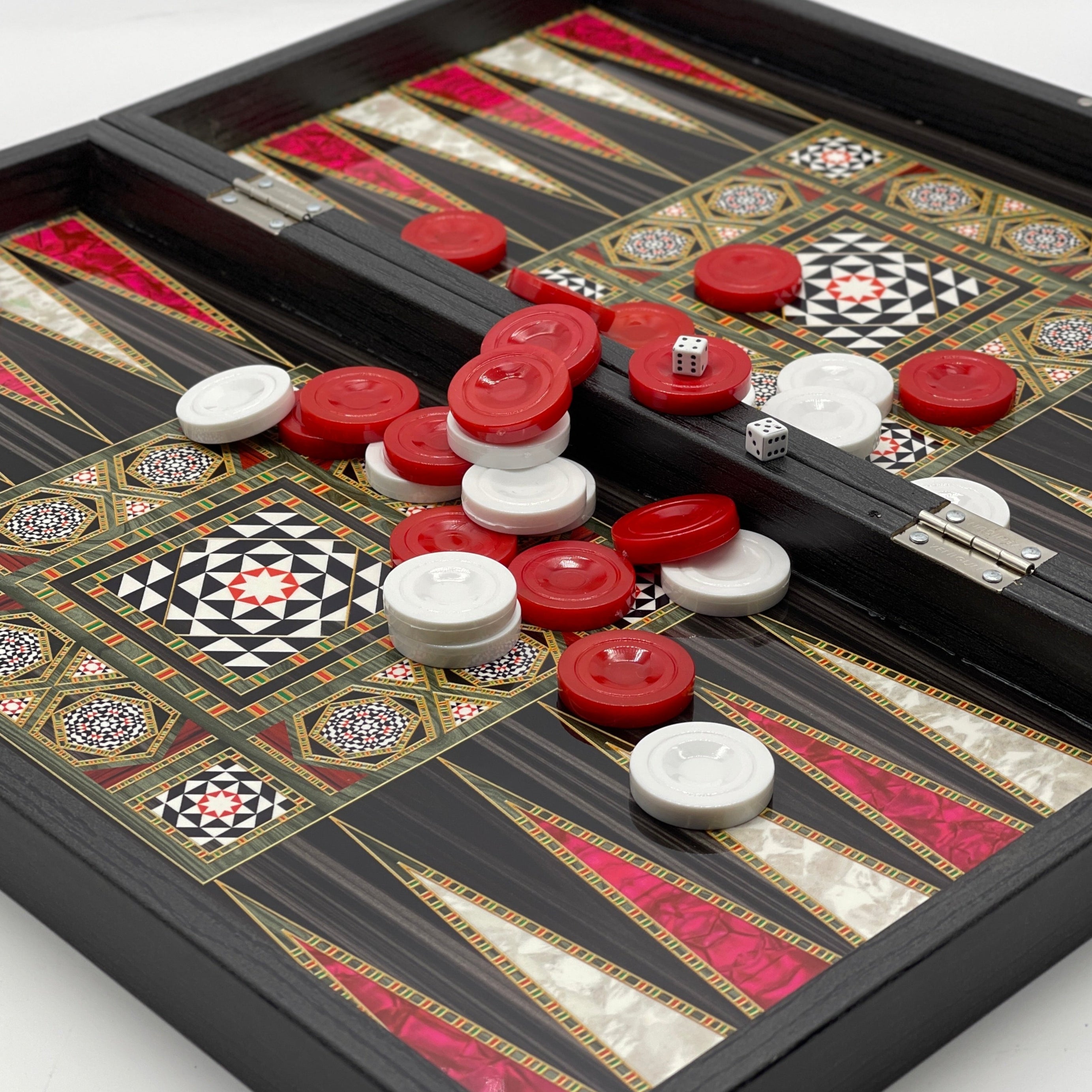 Handmade Mosaic Pattern Backgammon Set With Crusaders Chess Pieces