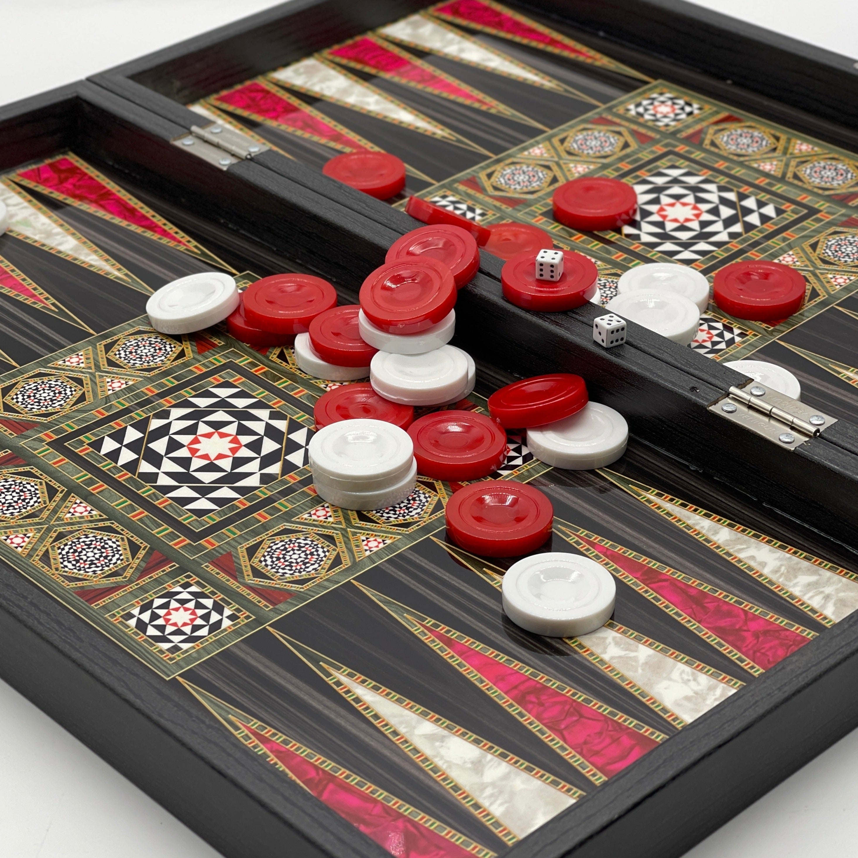 Handmade Mosaic Pattern Backgammon Set With Crusaders Chess Pieces
