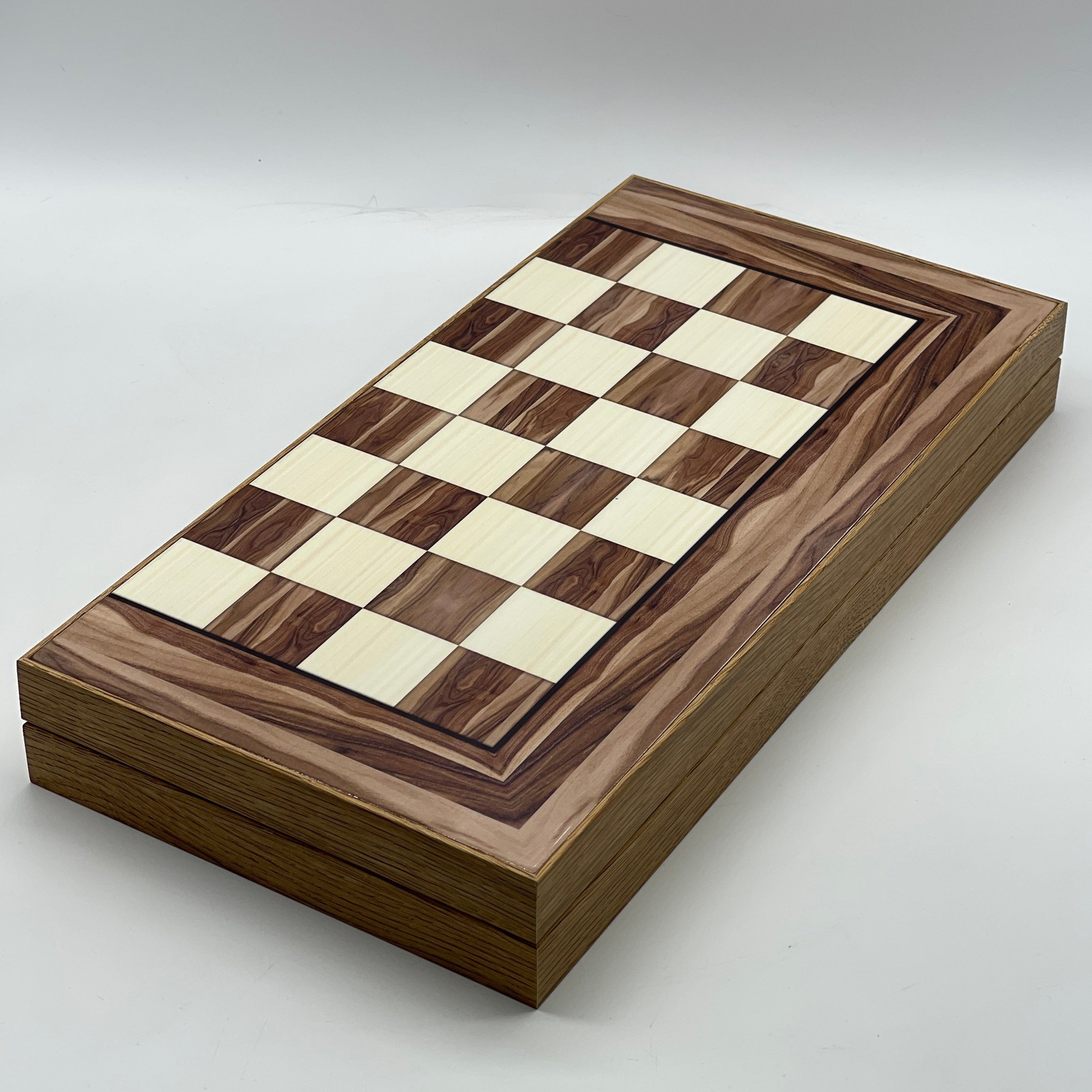Handmade Brown Pattern Backgammon Set and Polyester Crusaders Chess Pieces