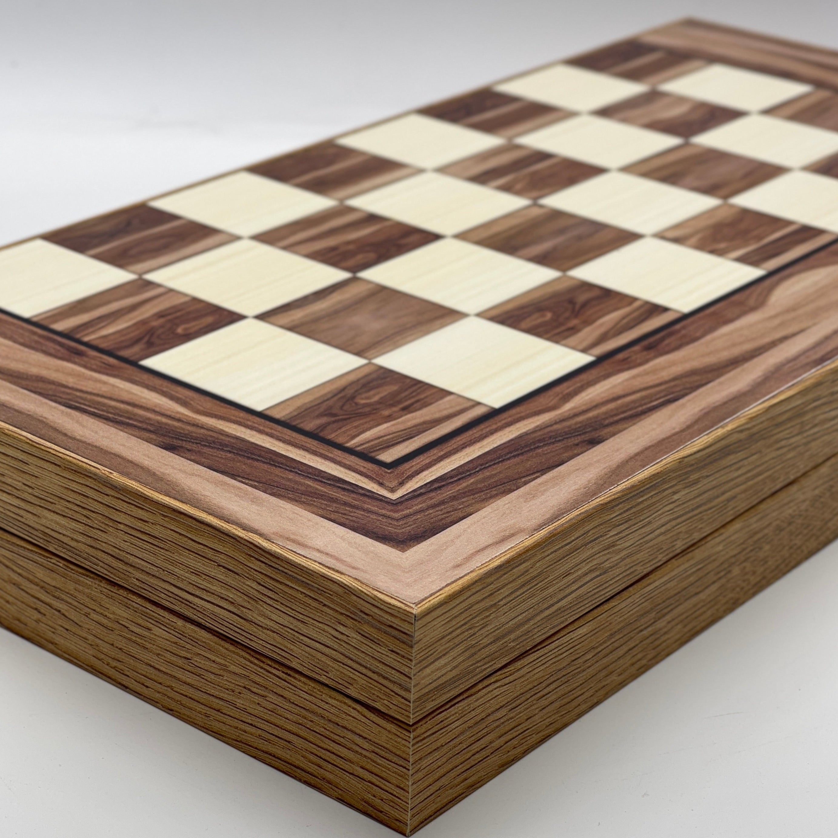 Handmade Brown Pattern Backgammon Set And Polyester Camelot Chess Pieces