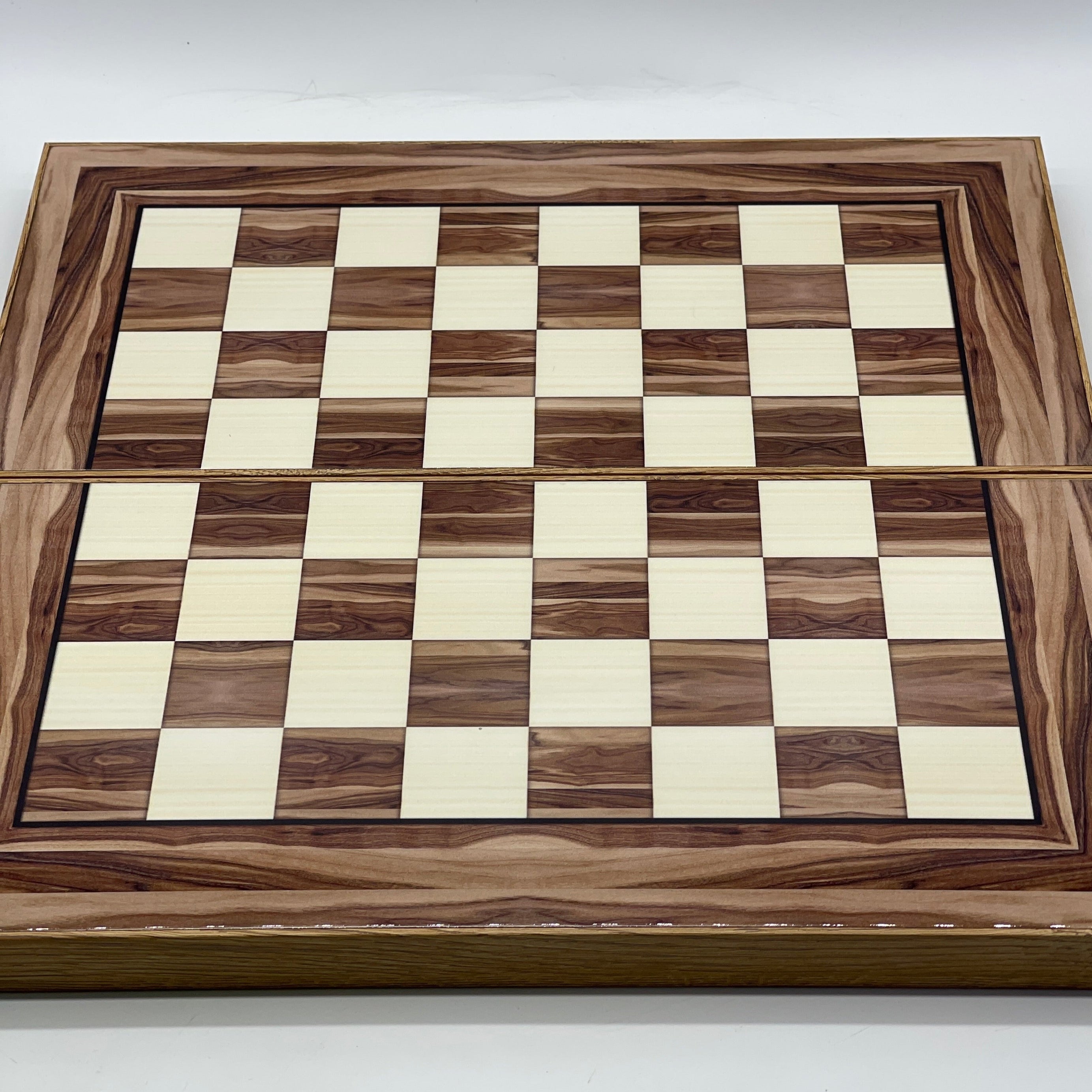 Handmade Brown Pattern Backgammon Set And Polyester Crusaders Chess Pieces