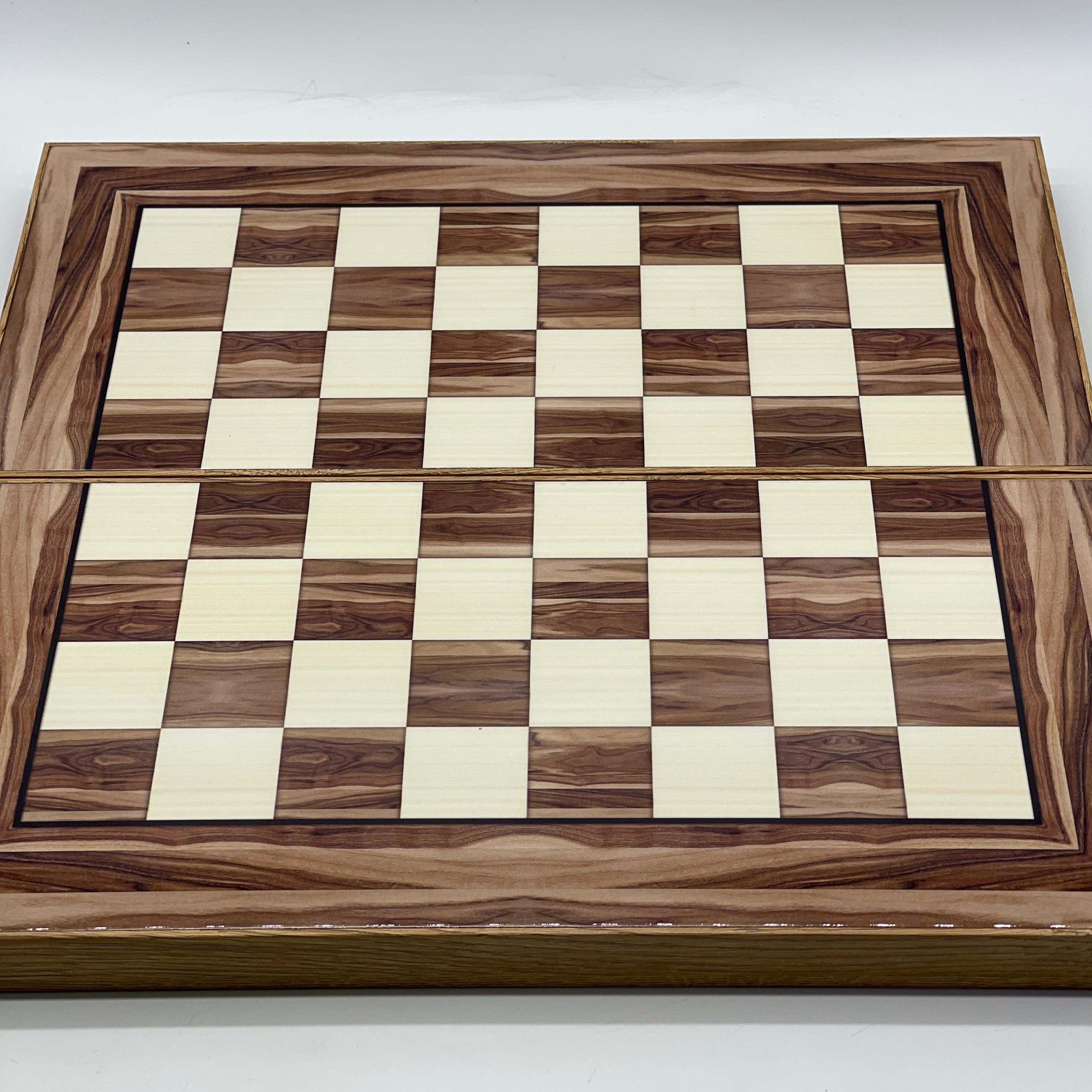 Handmade Brown Pattern Backgammon Set And Polyester Crusaders Chess Pieces