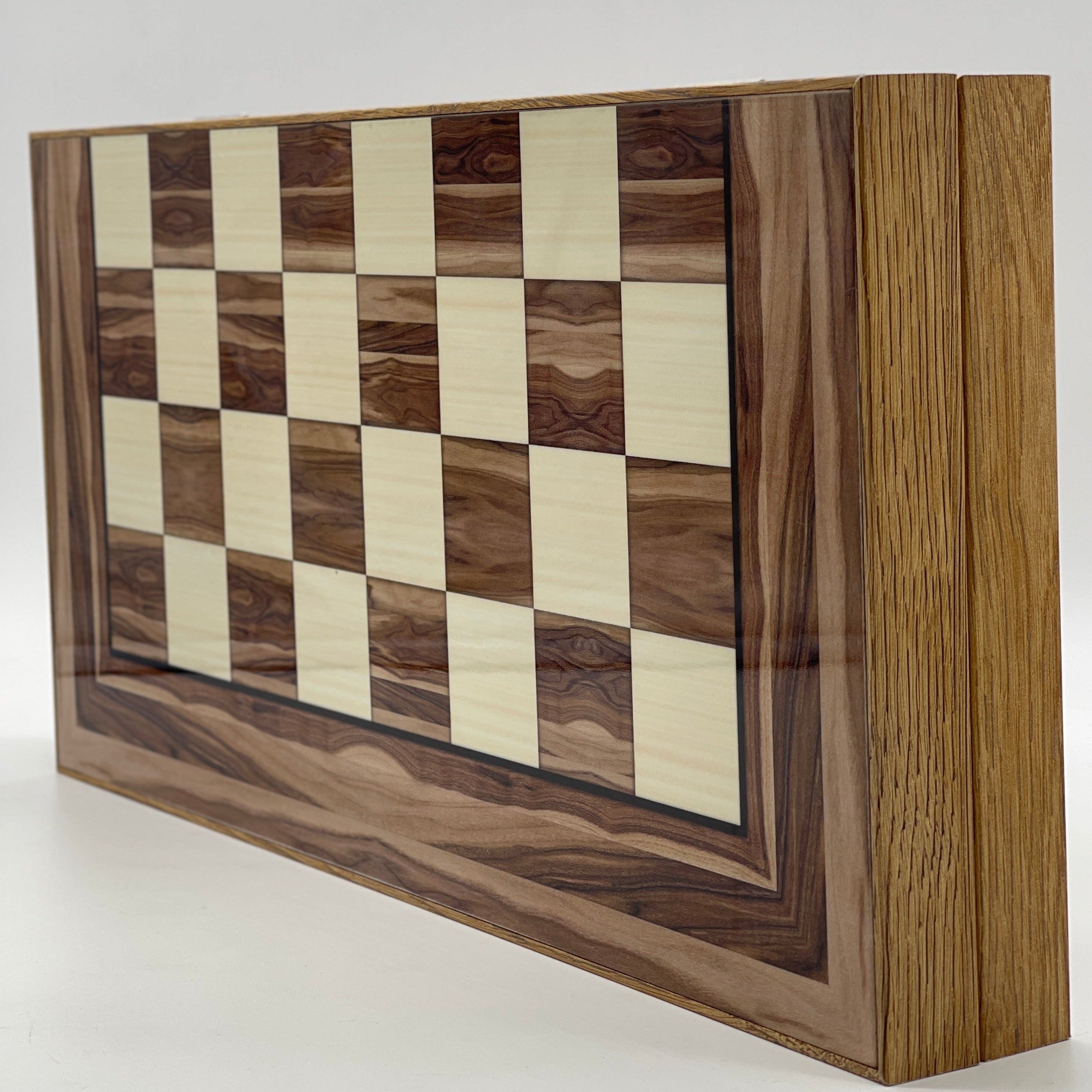 Handmade Brown Pattern Backgammon Set And Polyester Camelot Chess Pieces