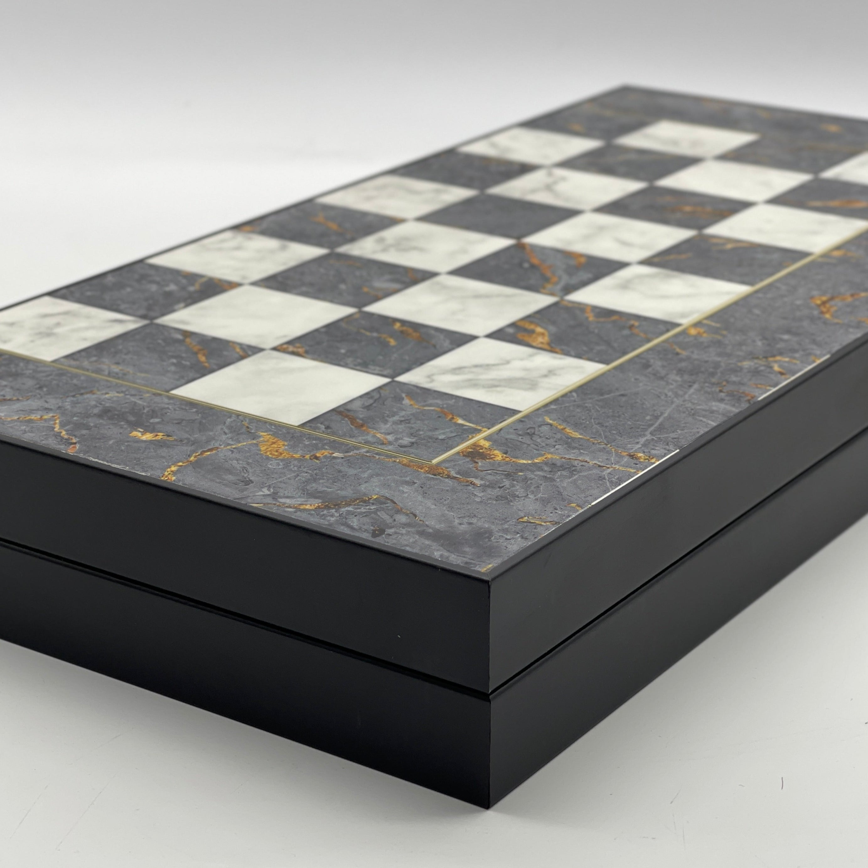 Handmade Gray Pattern Backgammon Set With Polyester Camelot Chess Pieces