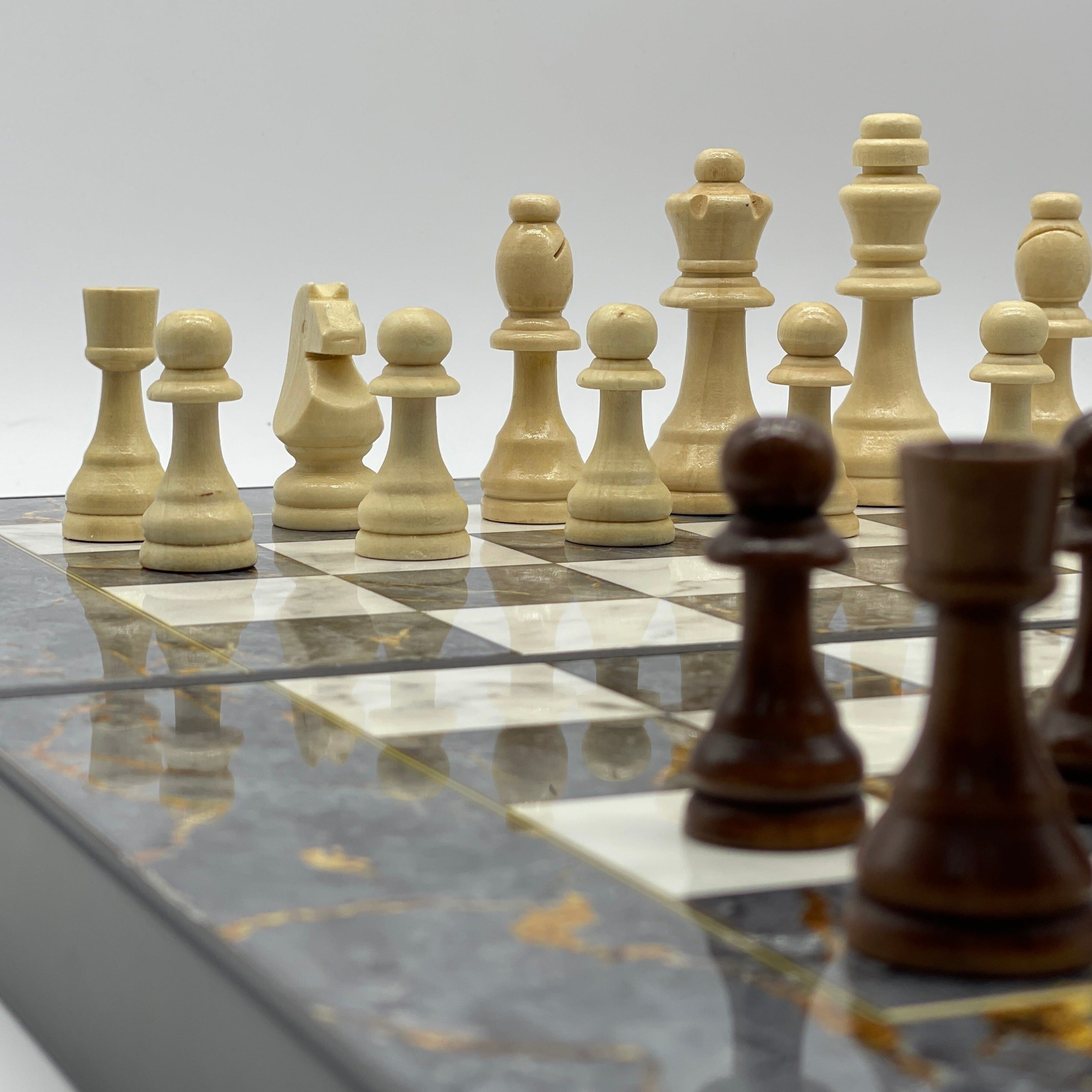 Handmade Gray Pattern Backgammon Set With Wooden Chess Pieces