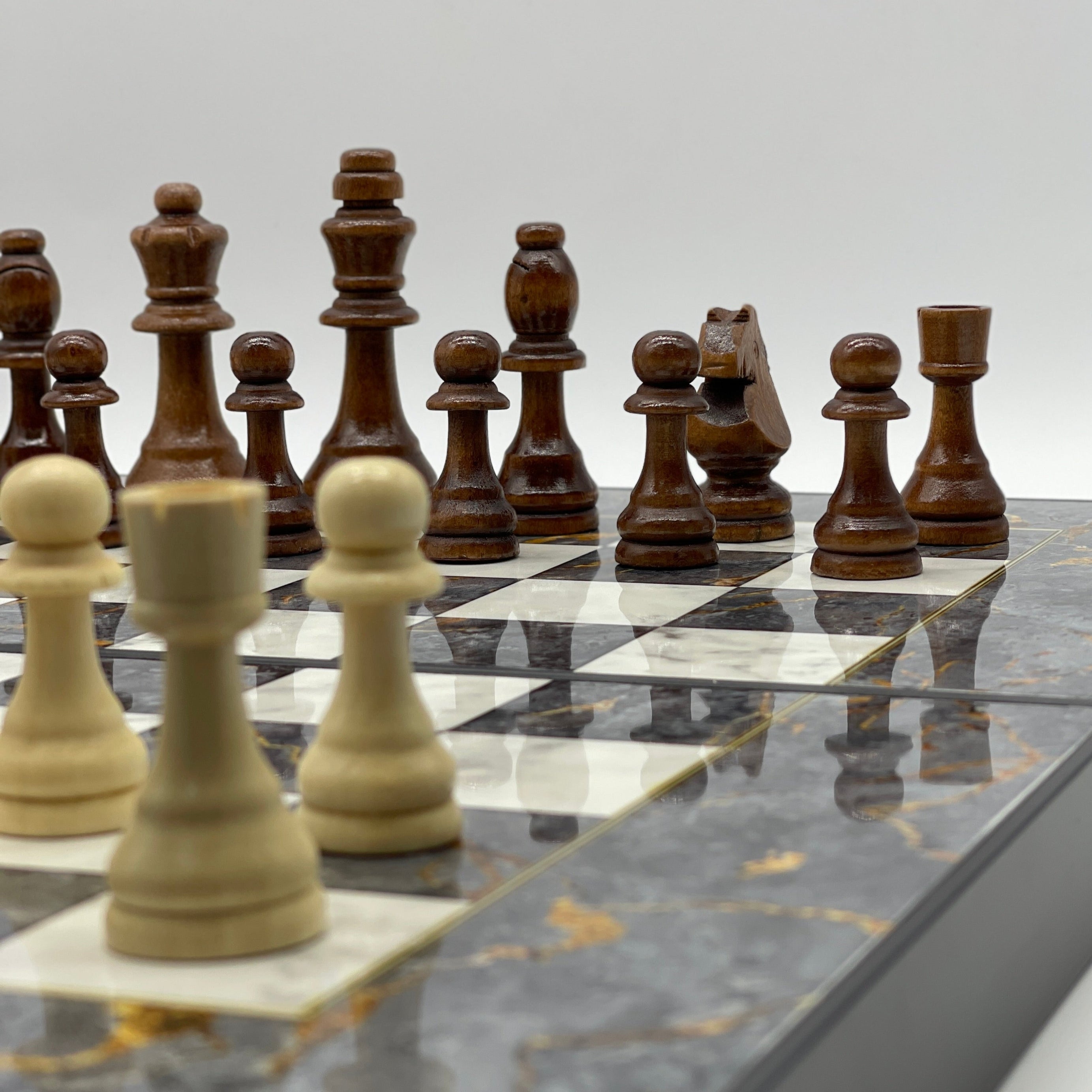 Handmade Gray Pattern Backgammon Set With Wooden Chess Pieces