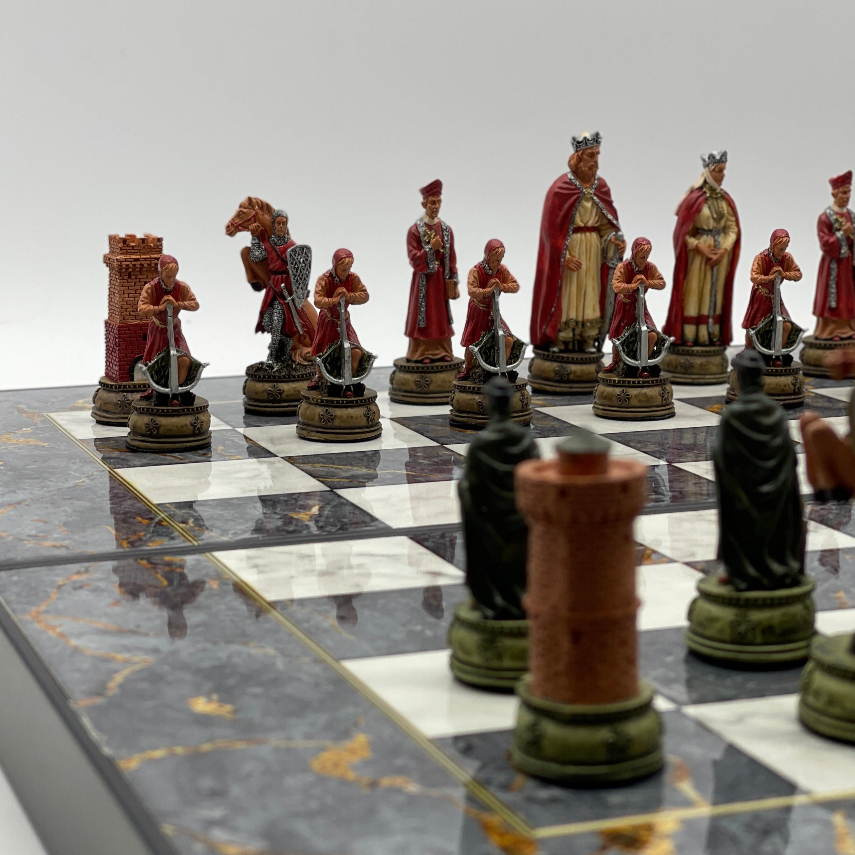 Handmade Gray Pattern Backgammon Set With Polyester Camelot Chess Pieces