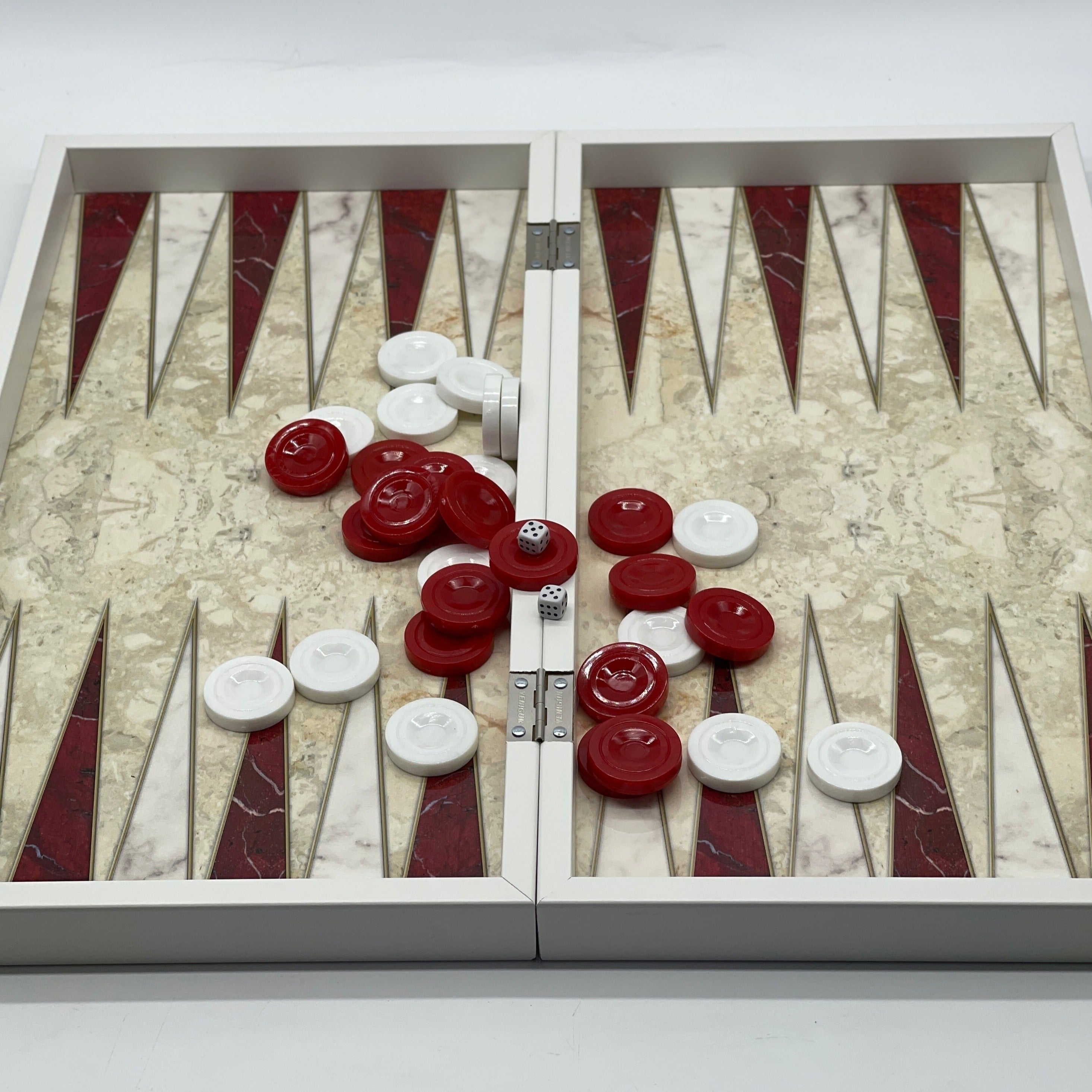 Handmade Red Pattern Backgammon Set With Crusaders Chess Pieces