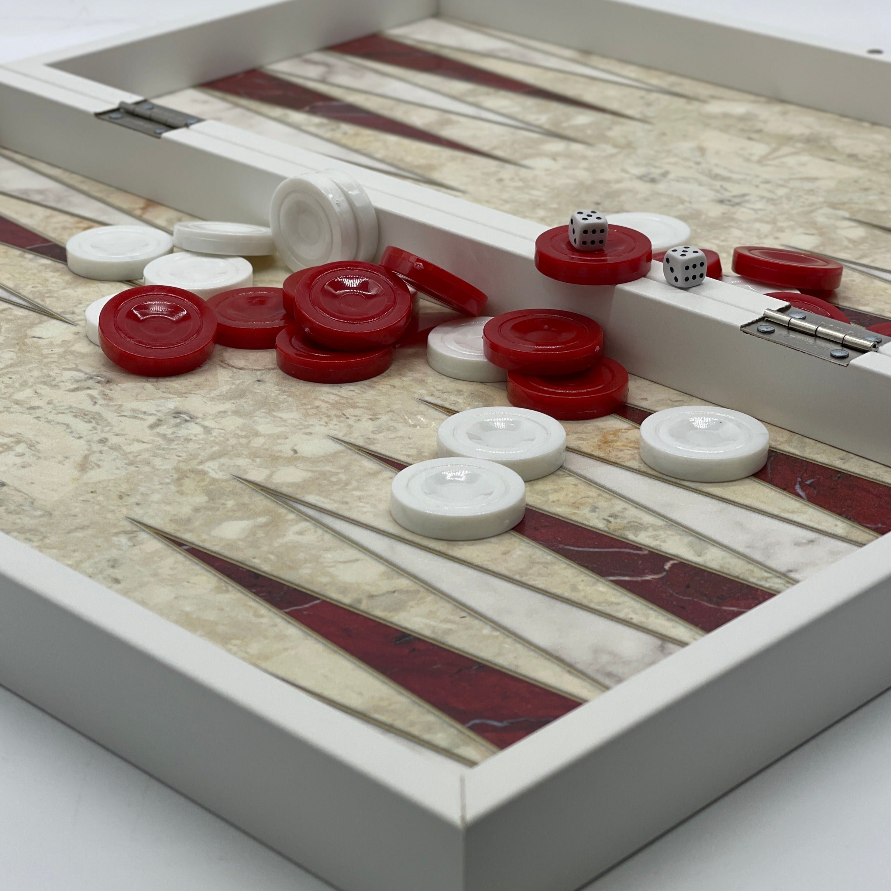 Handmade Red Pattern Backgammon Set With Crusaders Chess Pieces