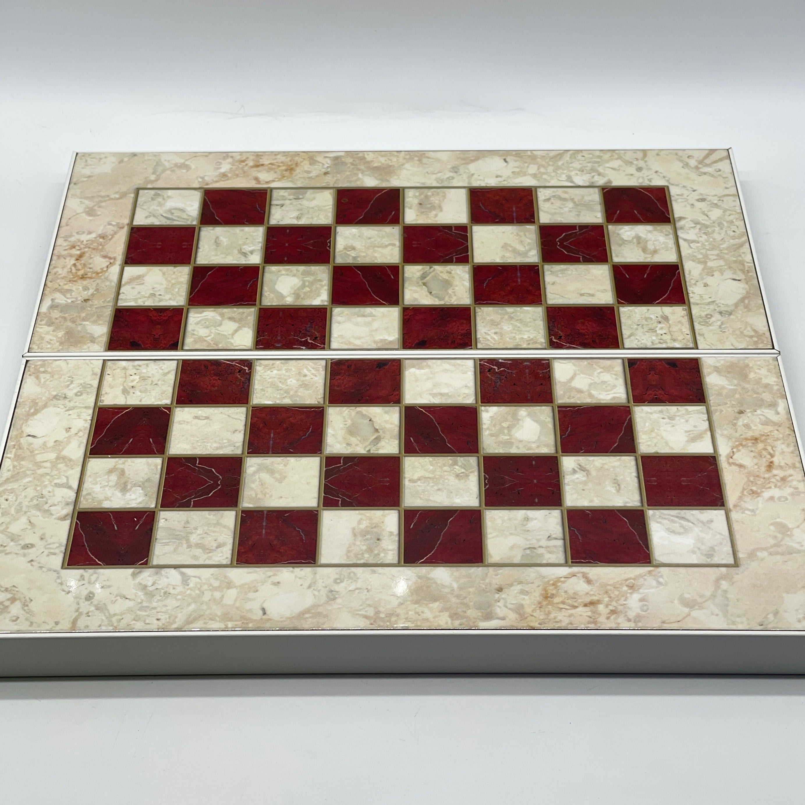 Handmade Red Pattern Backgammon Set With Crusaders Chess Pieces