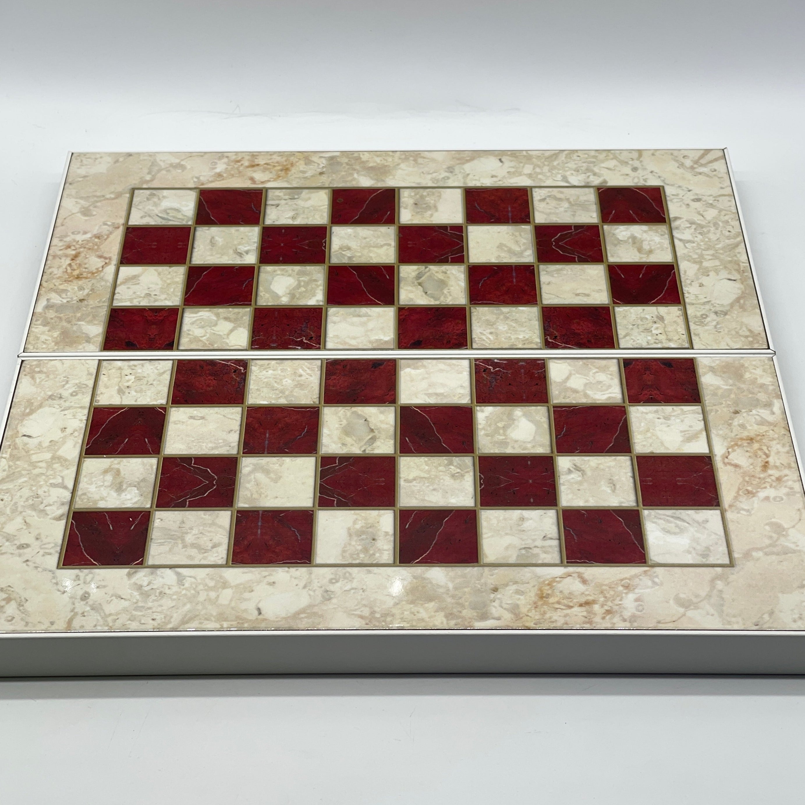 Handmade Red Pattern Backgammon Set With Crusaders Chess Pieces