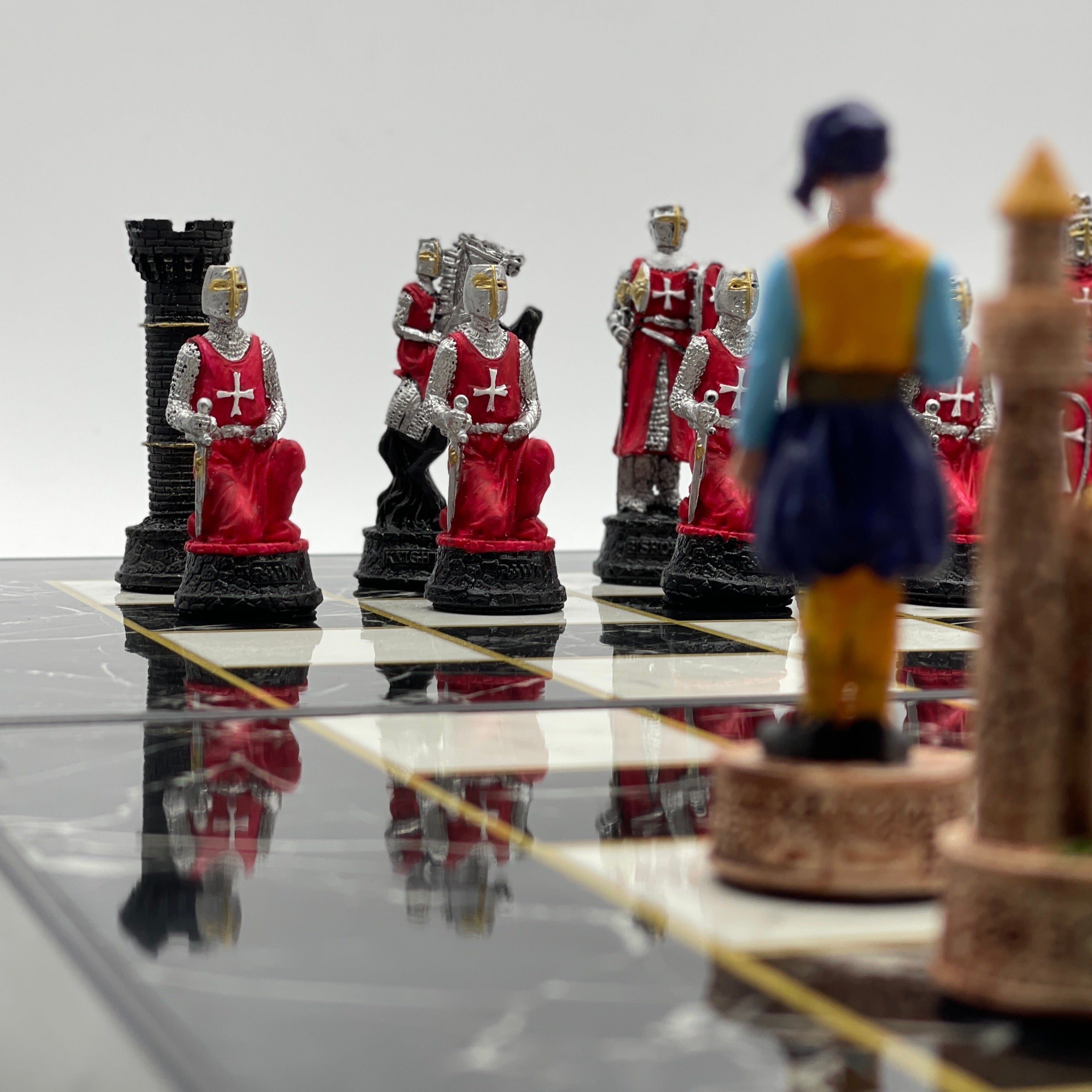 Handmade Black Marble Pattern Backgammon Set With Crusaders Chess Pieces