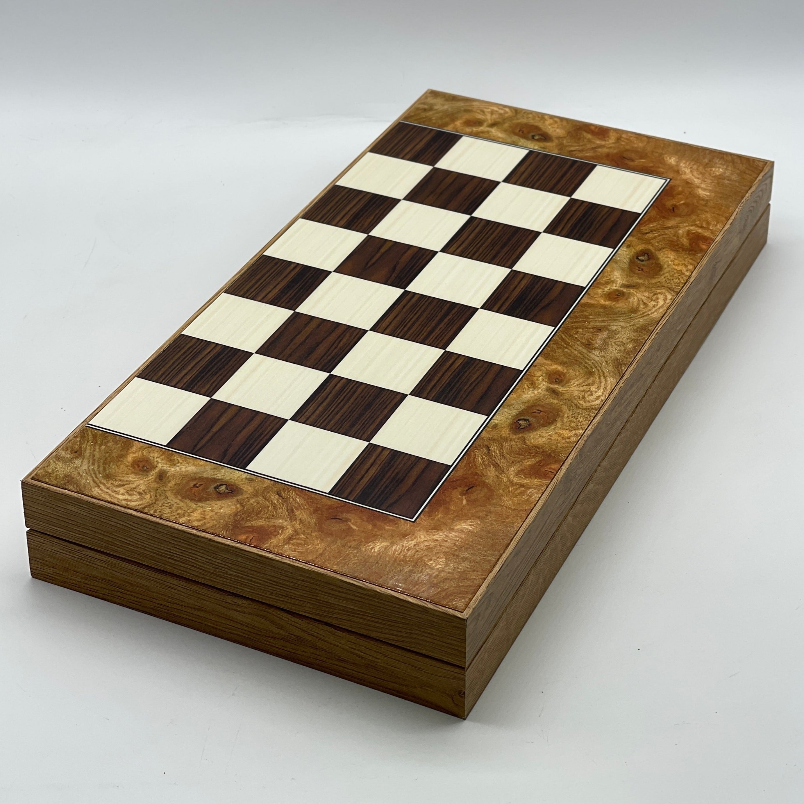 Handmade Walnut Pattern Backgammon Set with Polyester Crusaders Chess Pieces