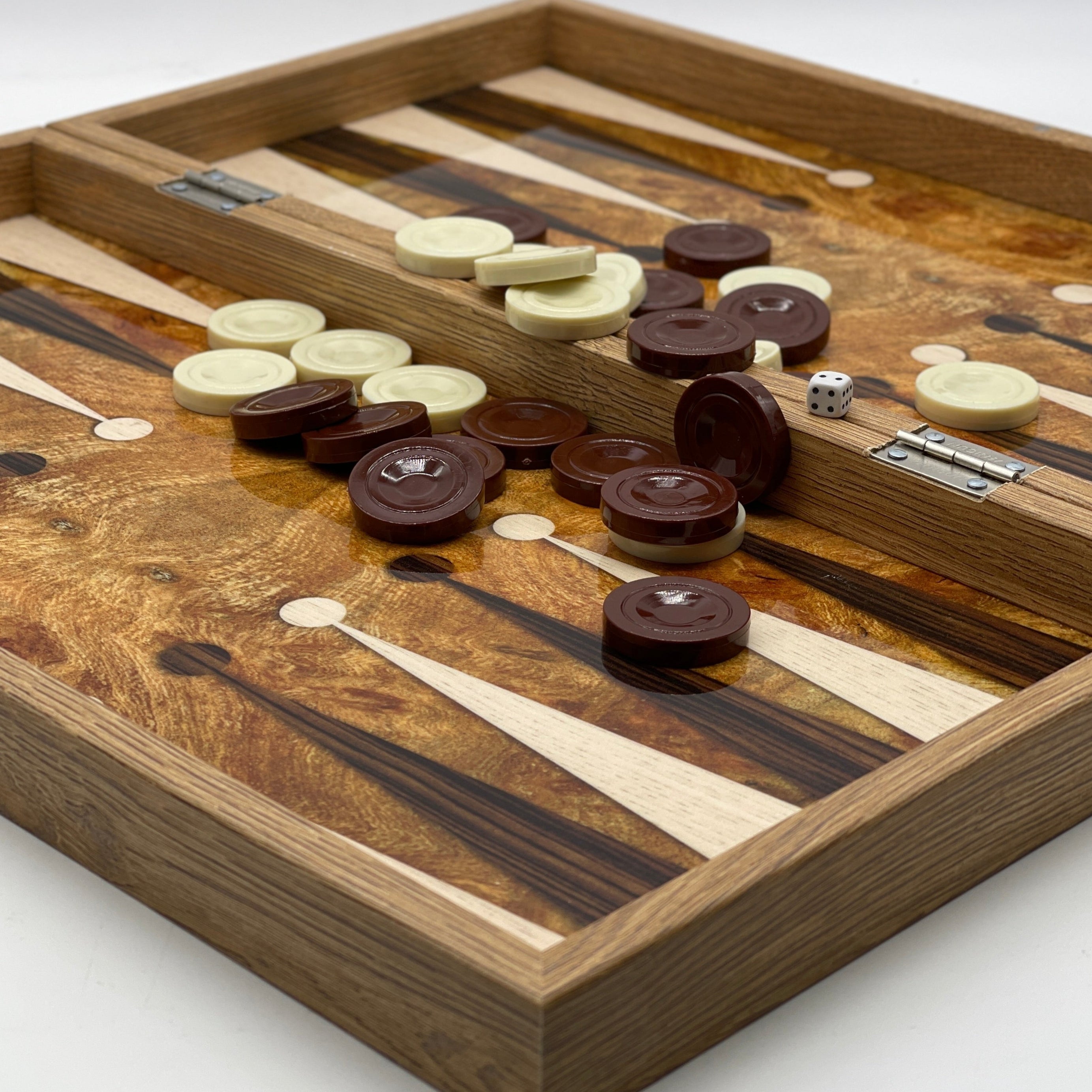 Handmade Walnut Pattern Backgammon Set With Polyester Zombies Chess Pieces